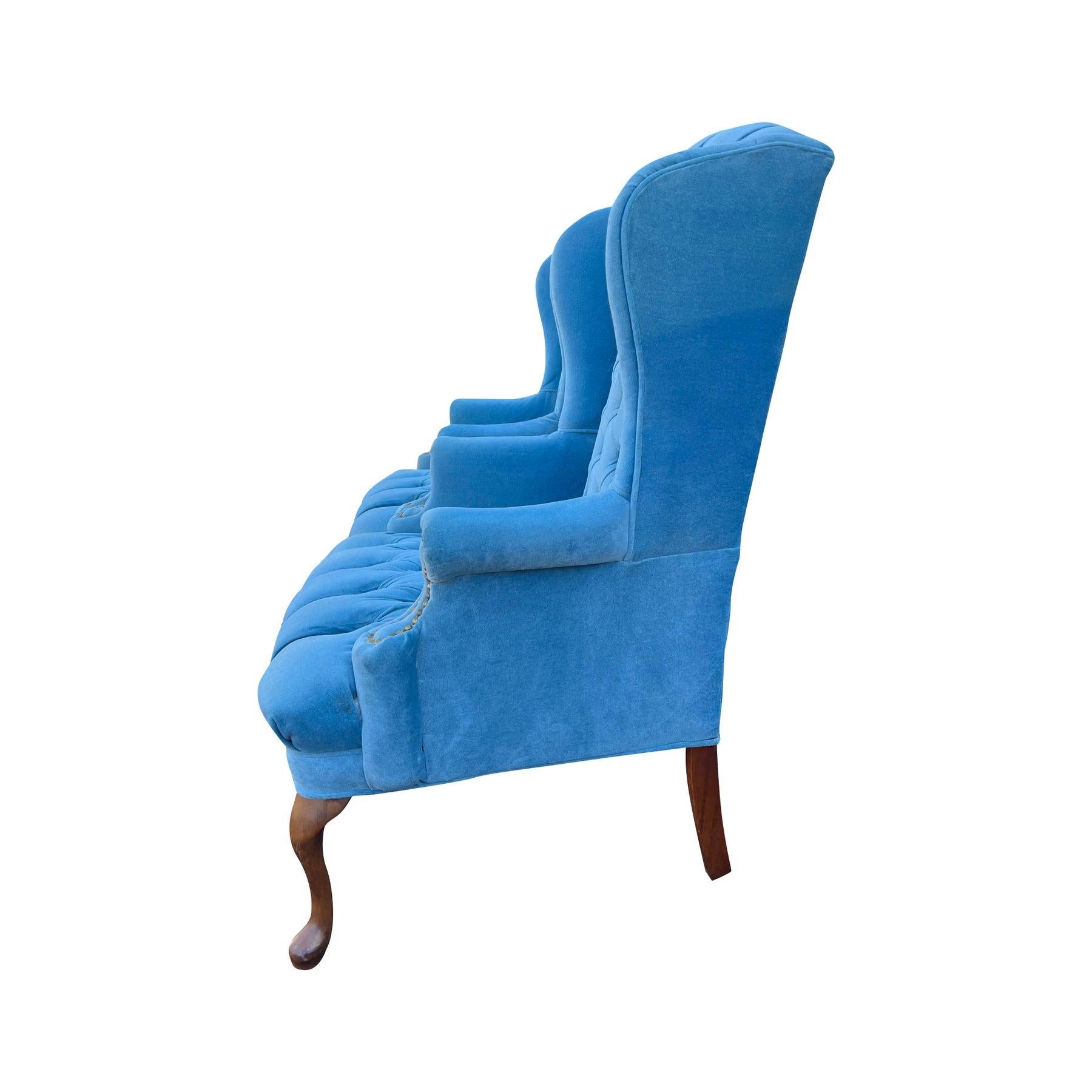 Vintage getuftete Queen Anne-Stühle in pulverblauem Vintage-Beistell- oder Akzentstühle- ein Paar (Ende des 20. Jahrhunderts) im Angebot
