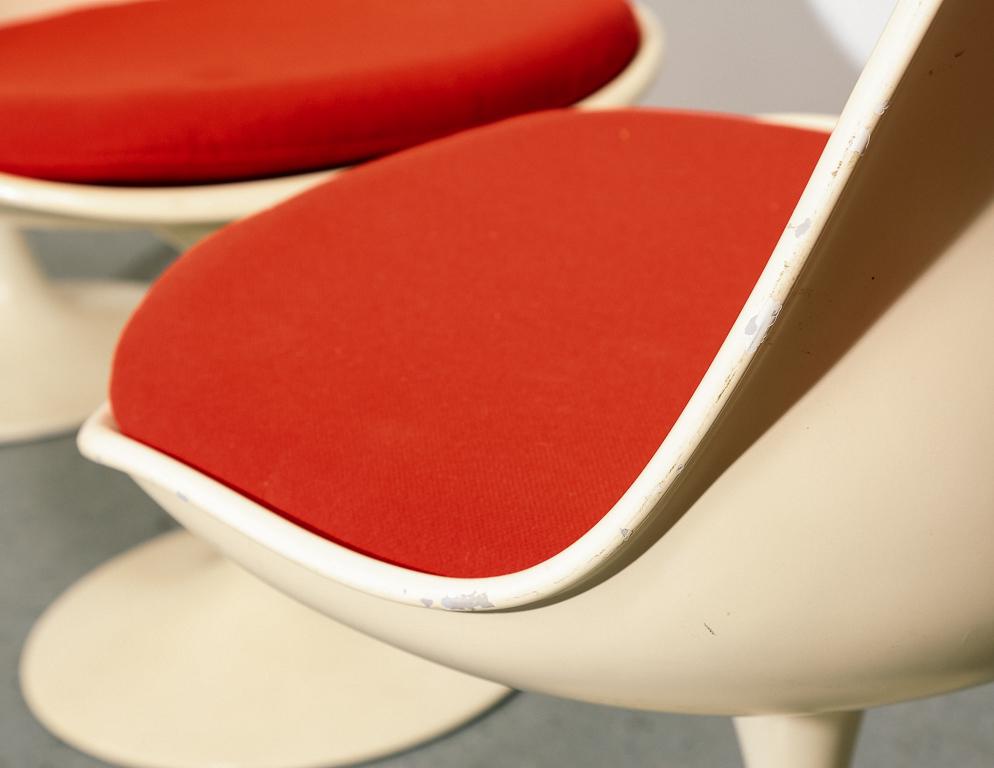 Mid-Century Modern Vintage Tulip Dining Chairs in the Style of Eero Saarinen