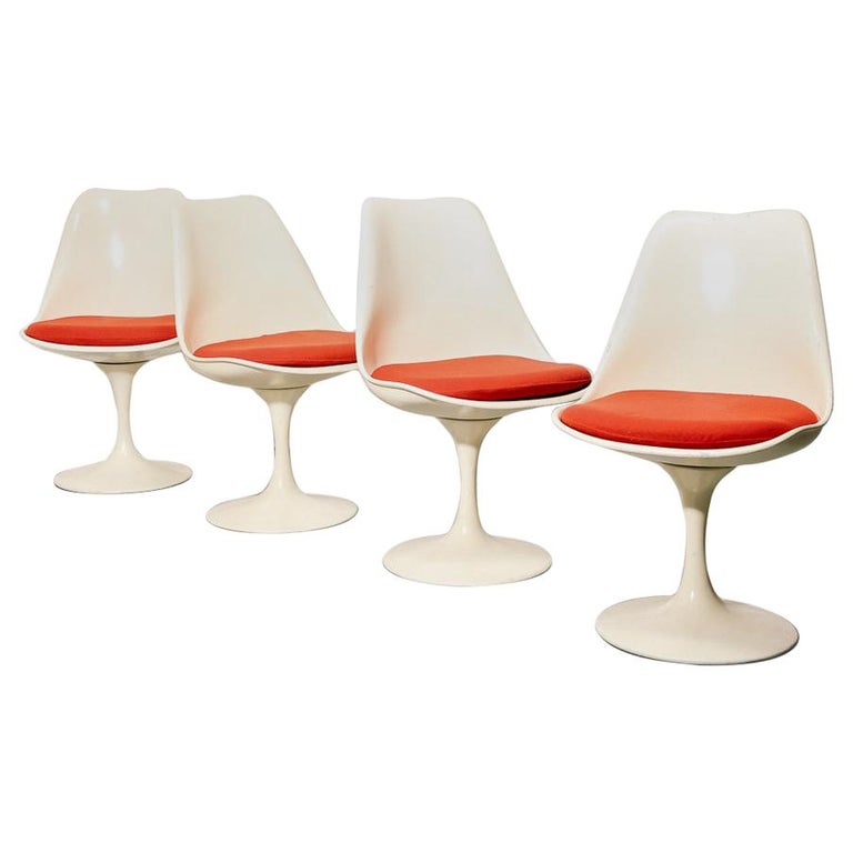 Vintage Tulip Dining Chairs in the Style of Eero Saarinen at 1stDibs