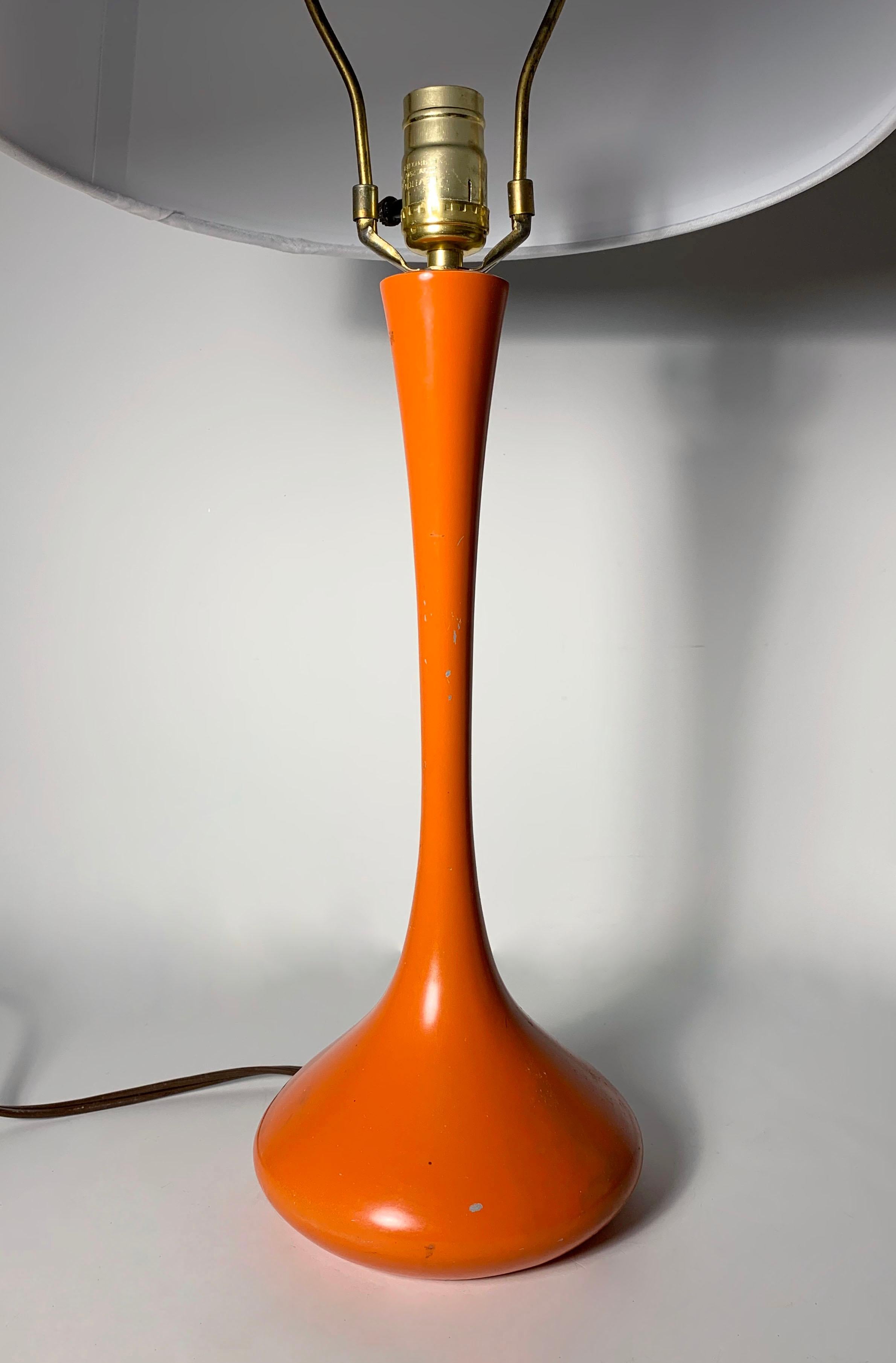 laurel tulip lamp