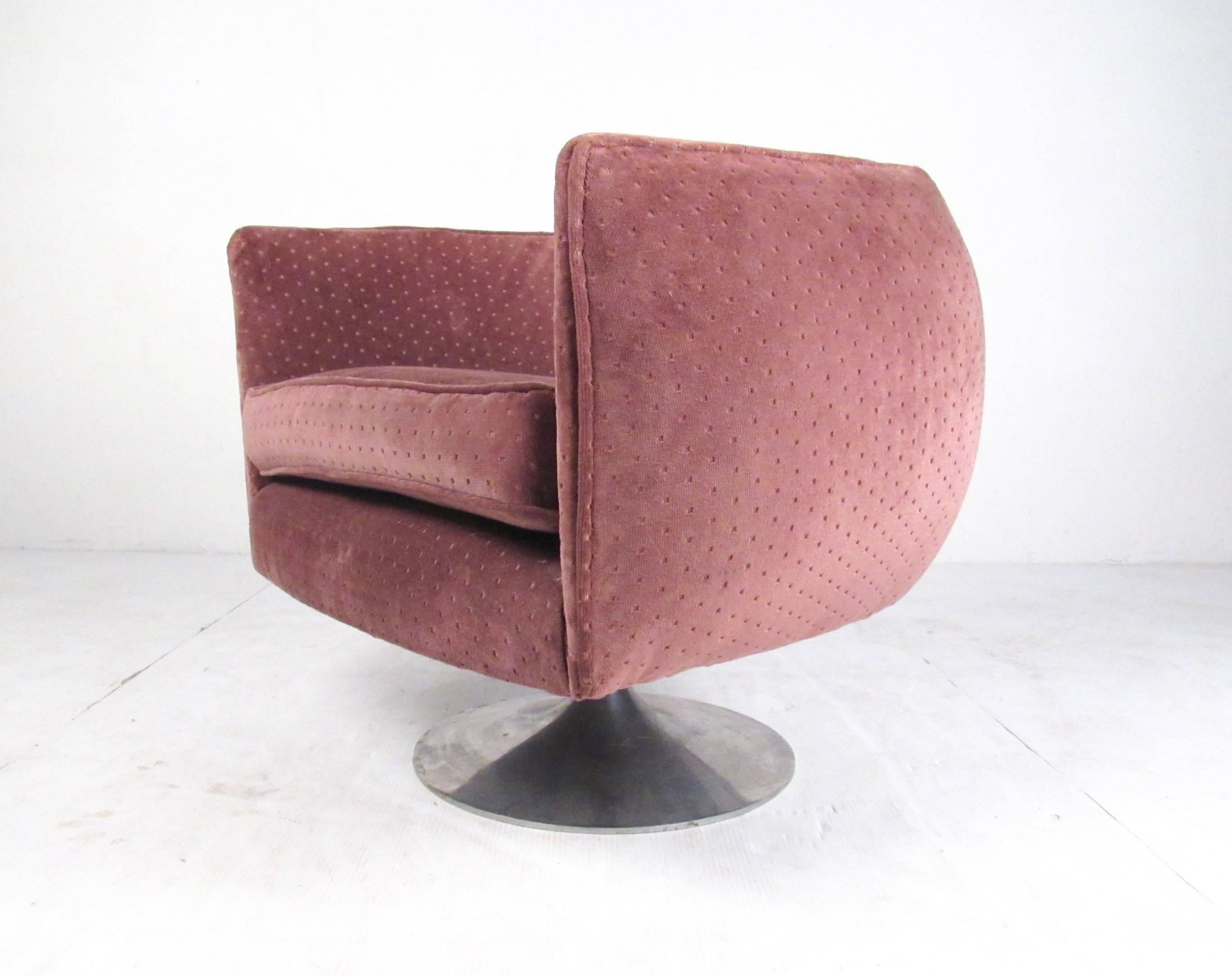 Mid-Century Modern Vintage Tulip Swivel Chair after Jeffery Bernett