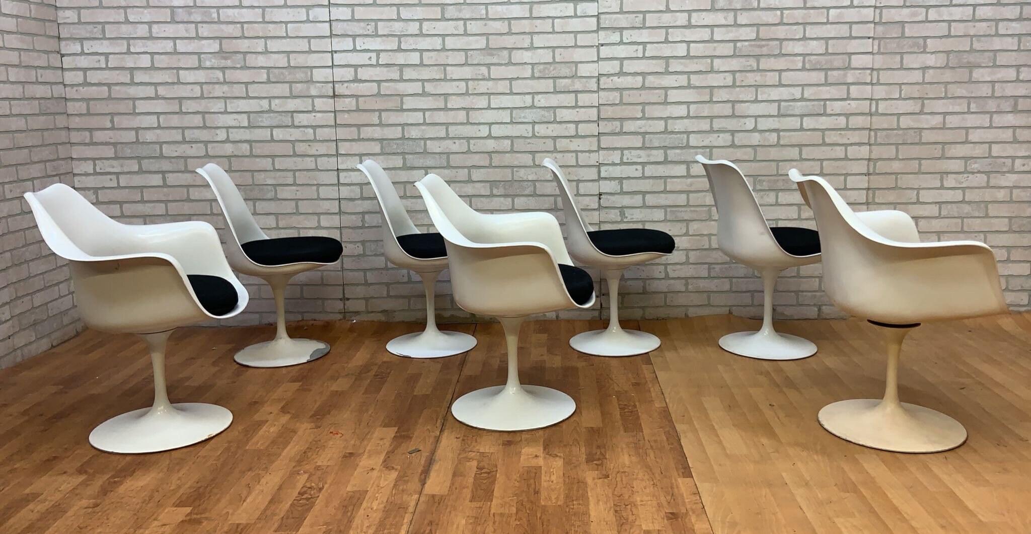 Vintage Tulip Swivel Chairs After Eero Saarinen for Knoll - Set of 6 In Good Condition In Chicago, IL