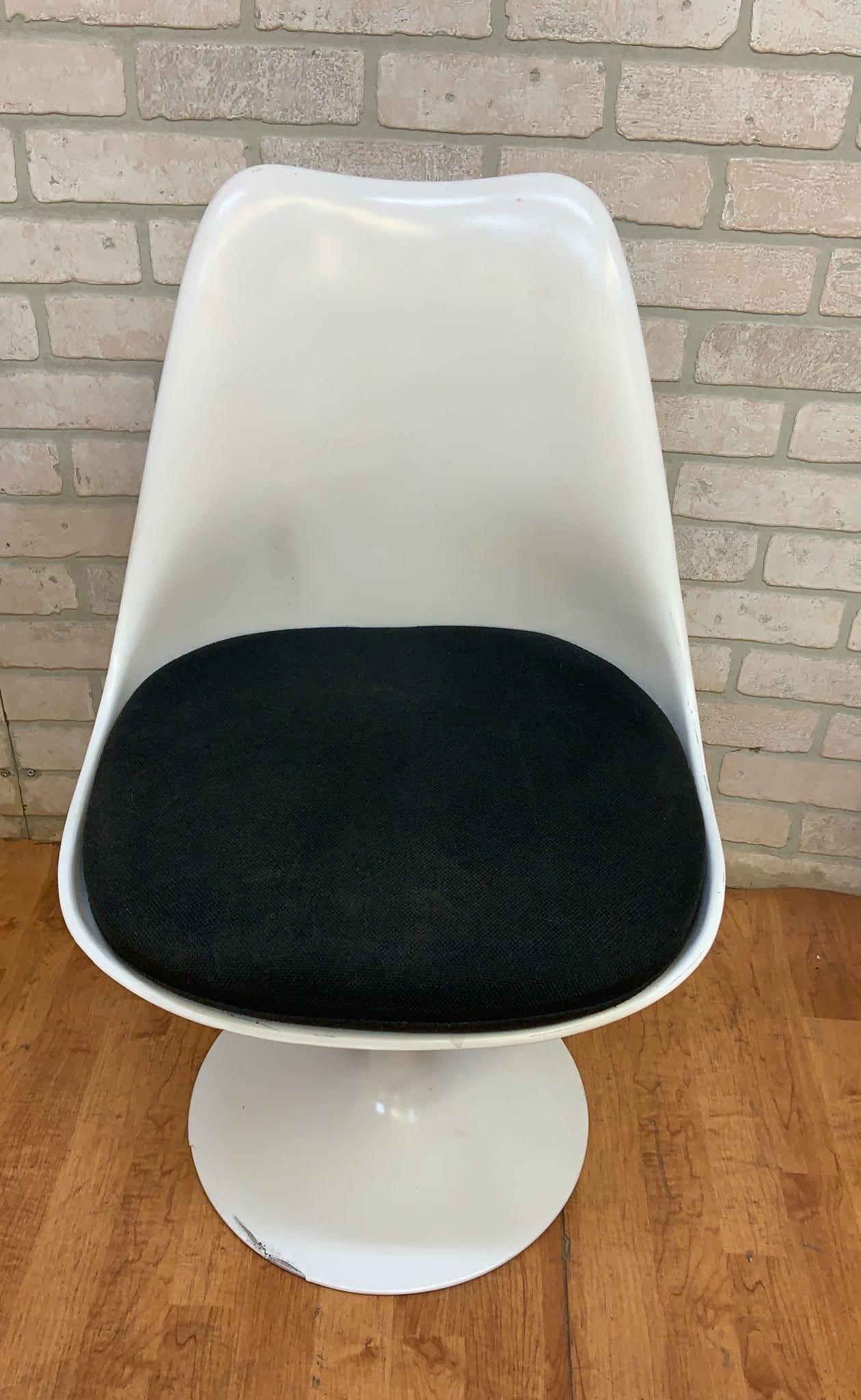 Upholstery Vintage Tulip Swivel Chairs After Eero Saarinen for Knoll - Set of 6