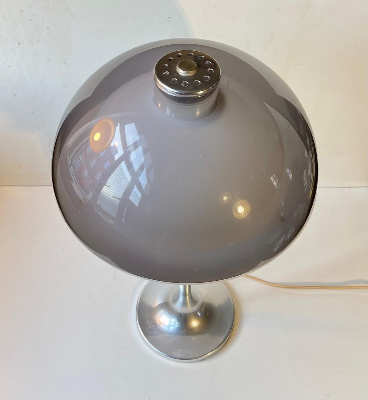 Mid-20th Century Vintage Tulip Table Lamp by Robert Welch for Lumitron, 1970s For Sale