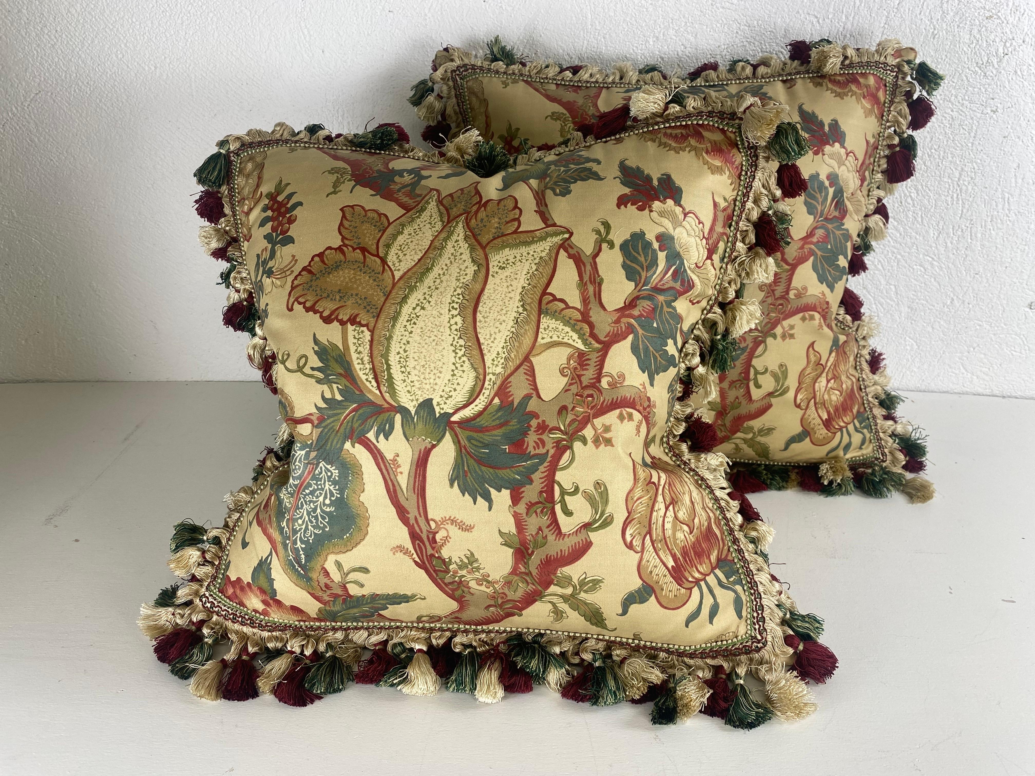 Vintage Tully and marr almohadas clásicas inglesas de algodón estampado/un par Hecho a mano en venta