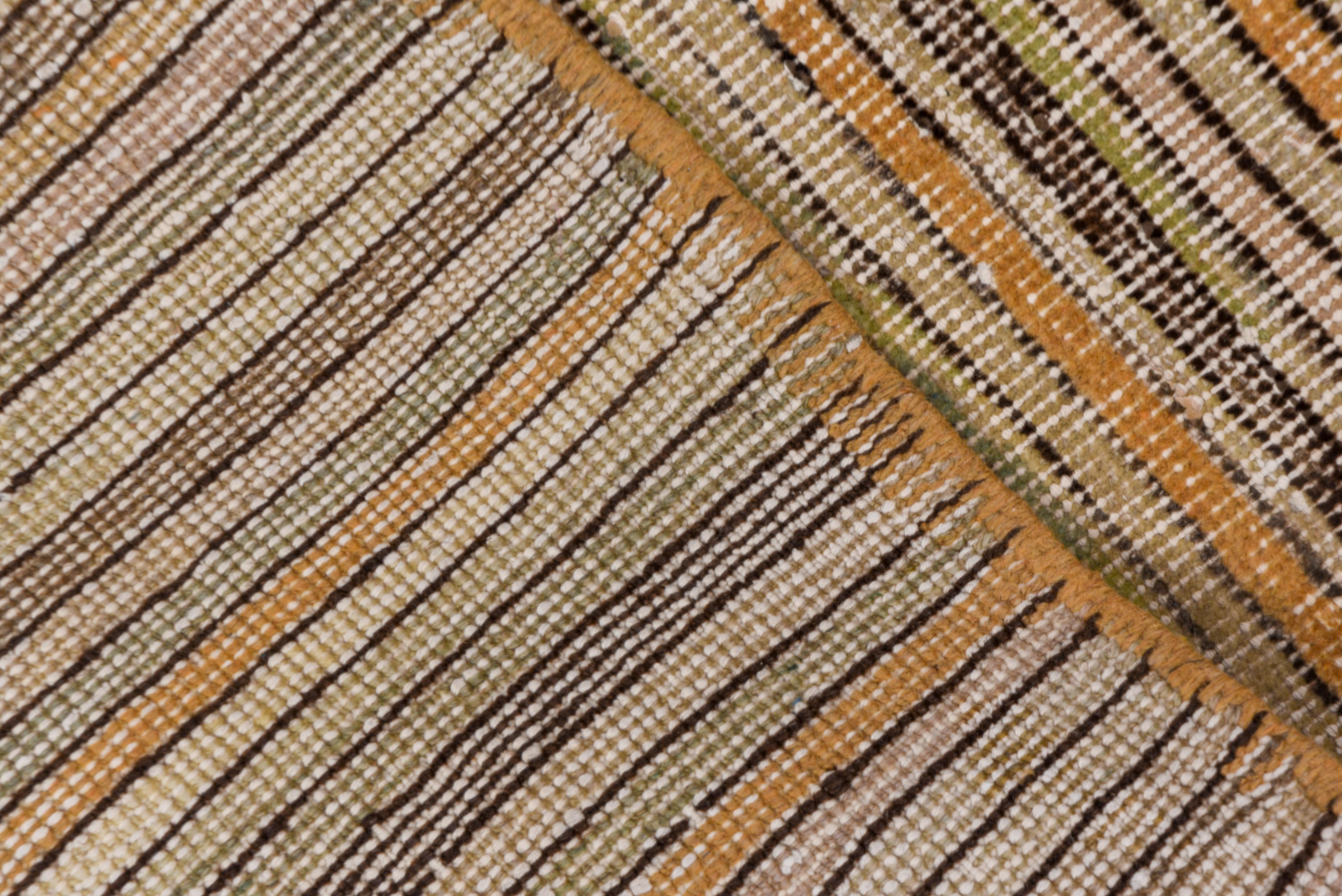 Vintage Tulu Rug – Earth-Toned Linear Stripe Pattern In Good Condition For Sale In New York, NY
