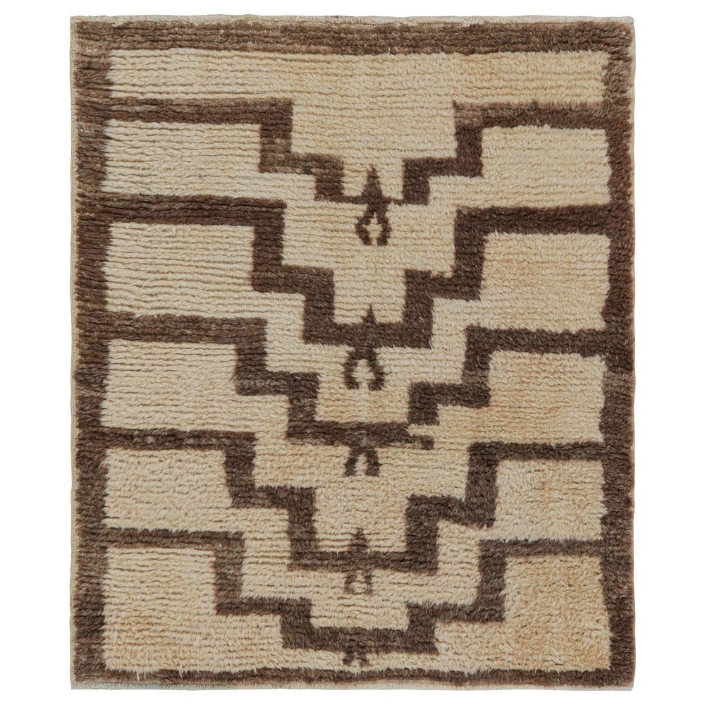 Vintage Tulu Teppich in Beige, mit braunen geometrischen Mustern, von Rug & Kilim