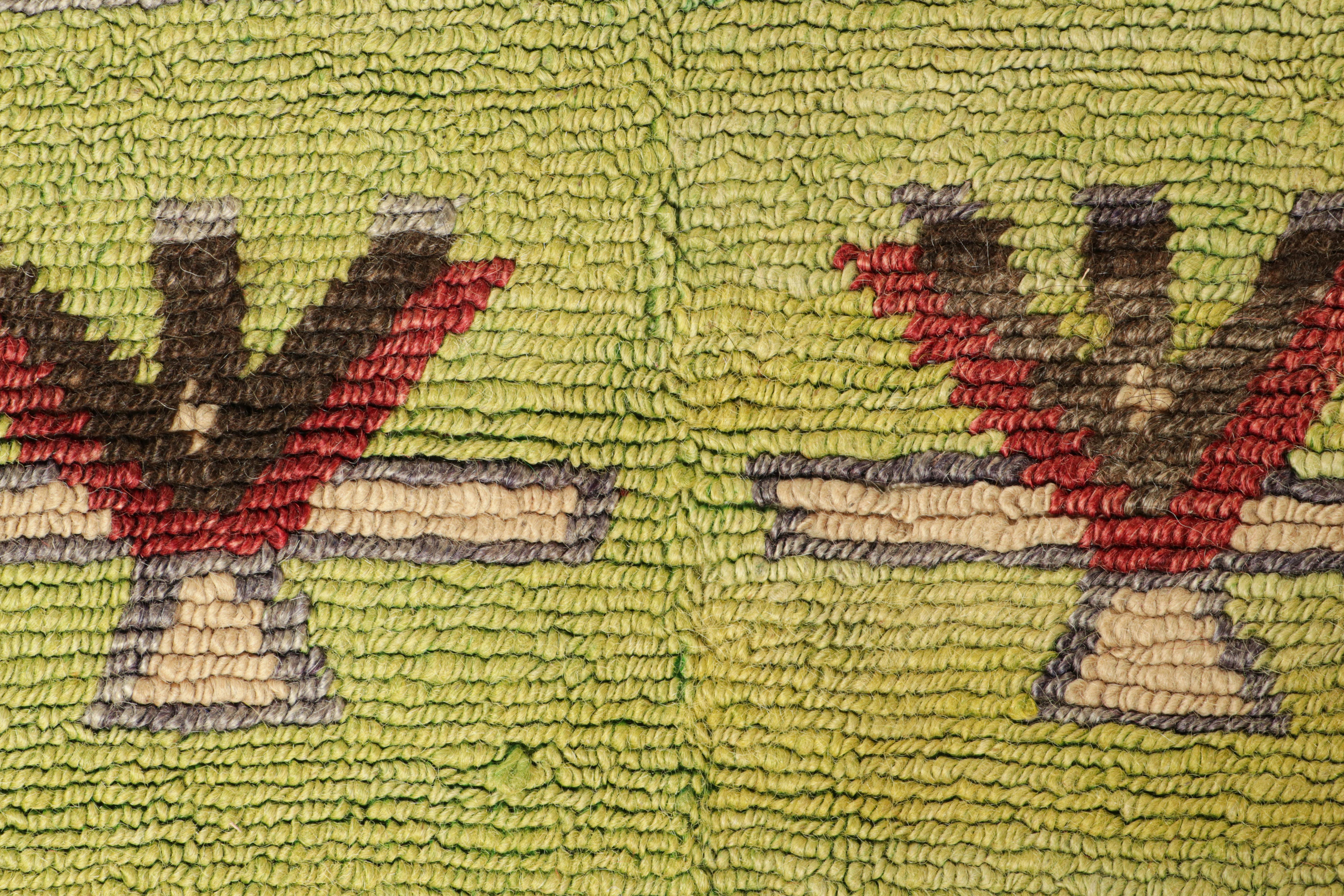 Vintage-Tulu-Teppich in Chartreuse mit geometrischen Mustern, von Rug & Kilim (Türkisch) im Angebot