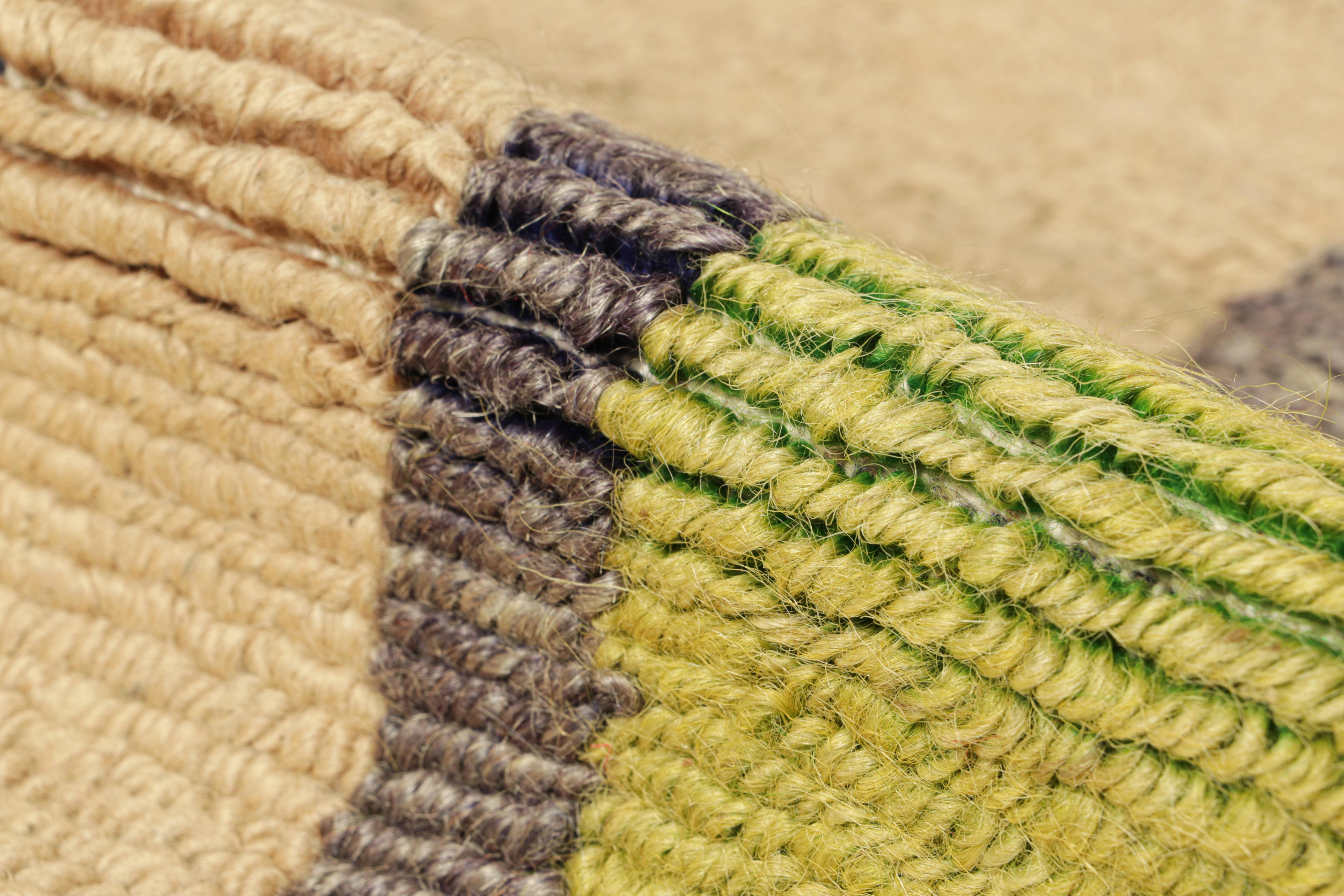Vintage-Tulu-Teppich in Chartreuse mit geometrischen Mustern, von Rug & Kilim im Angebot 1