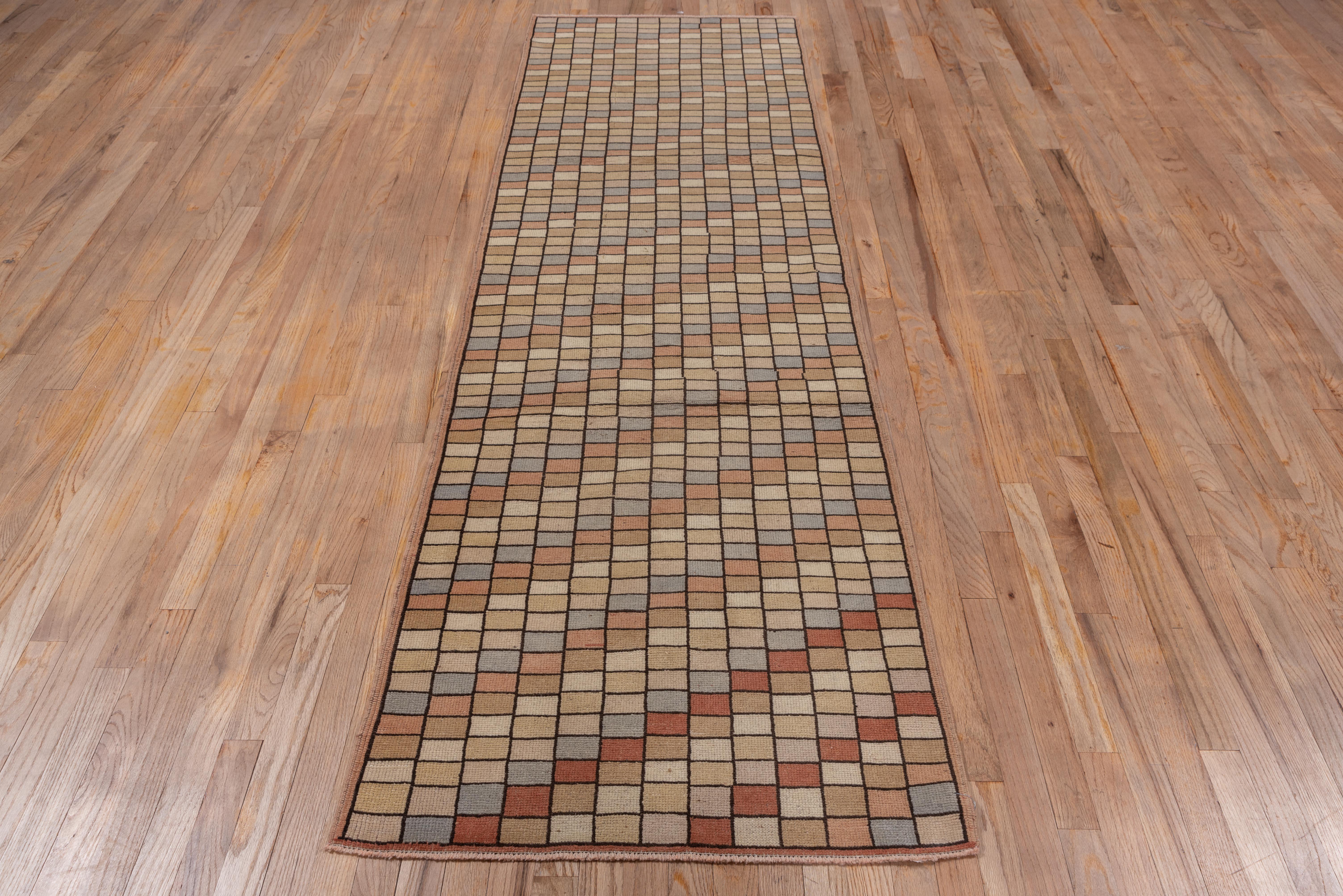 Vintage Tulu Runner – Mosaic Grid in Soft Pastels In Good Condition For Sale In New York, NY
