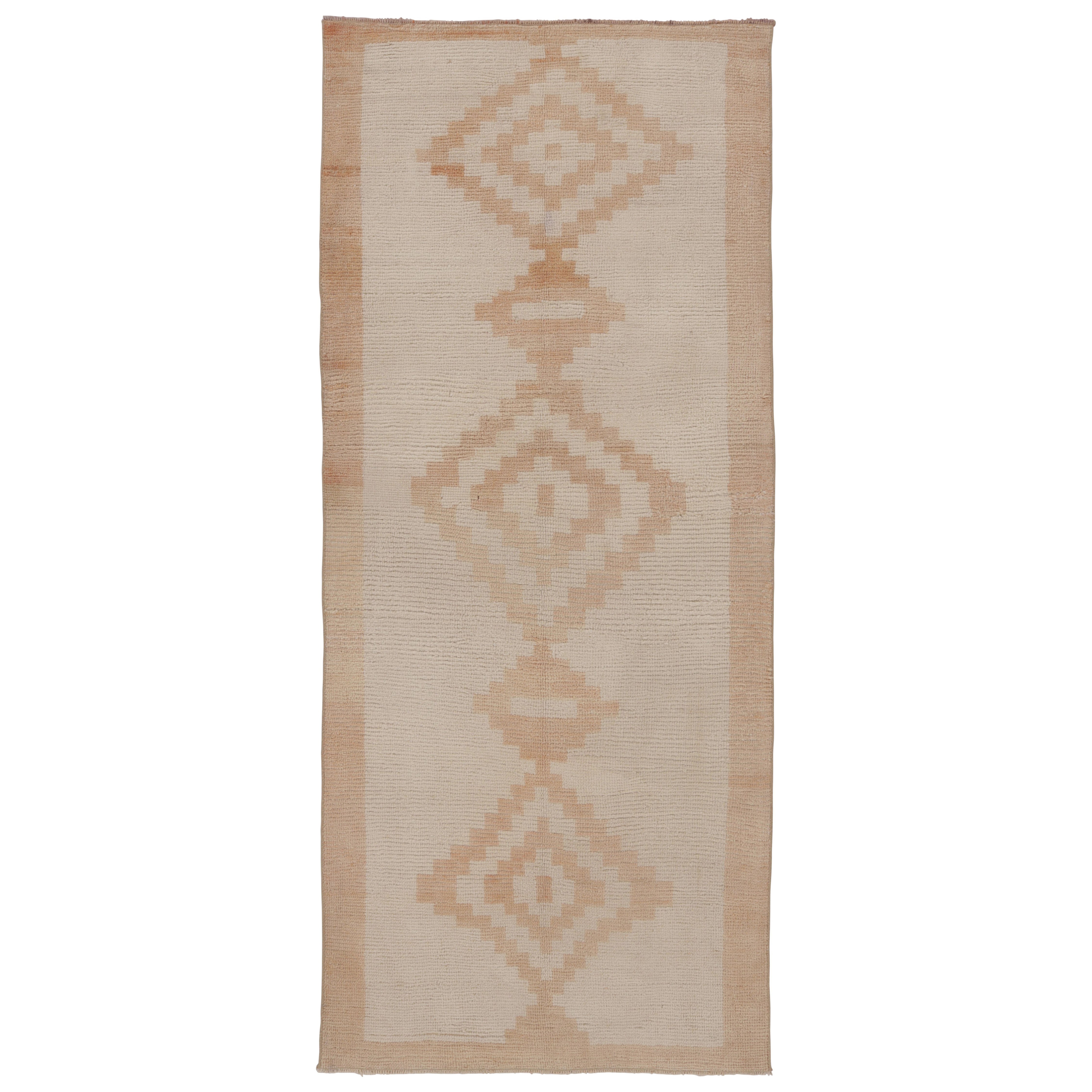 Tappeto Tulu Runner vintage con medaglioni a diamante beige e crema - Rug
Kilim