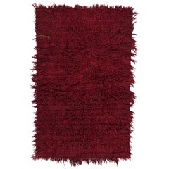 Tappeto Tulu Shag vintage con vello bordeaux di Rug & Kilim
