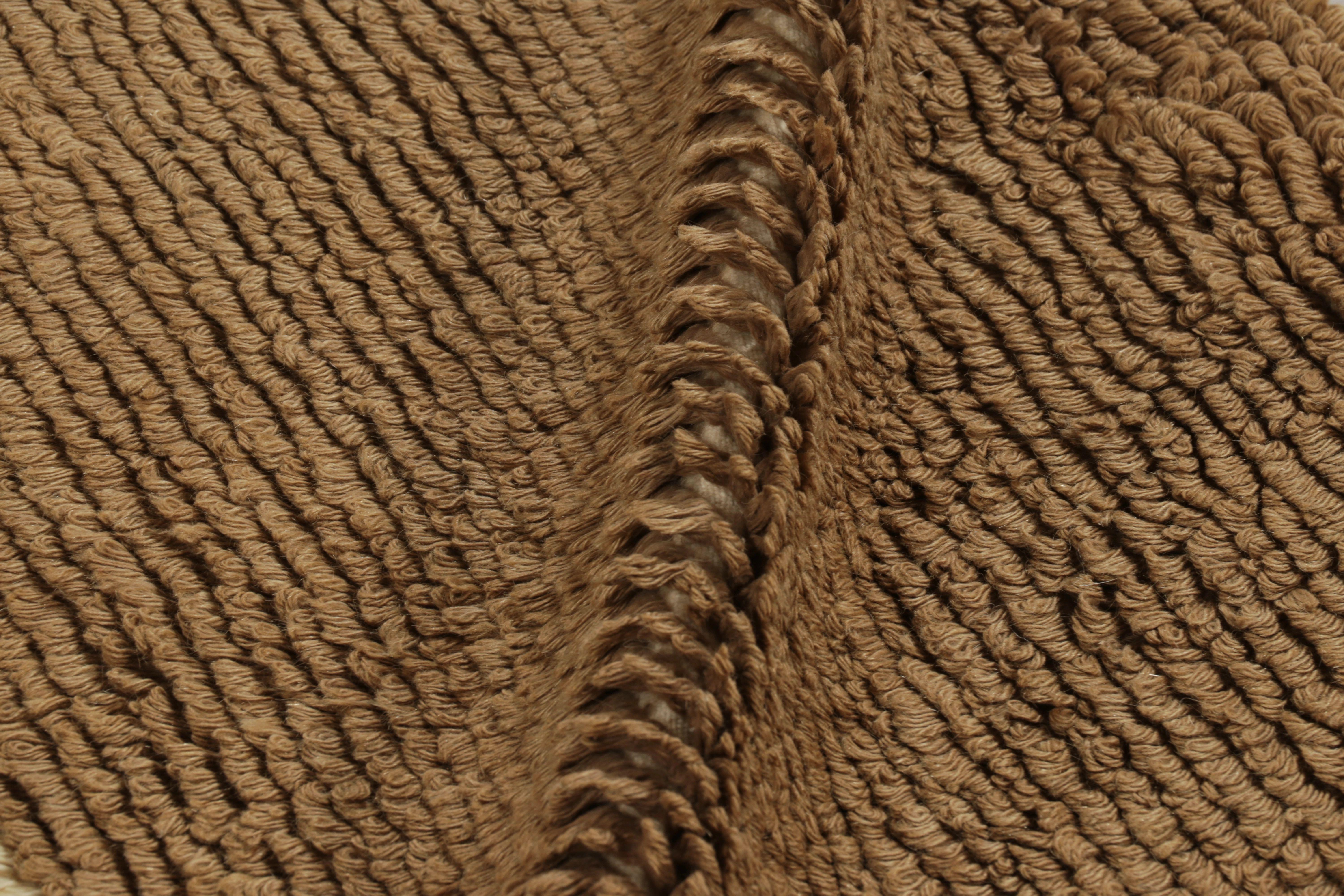 Tappeto Tulu Shag vintage in marrone caldo con medaglione geometrico beige - Rug & Kilim In condizioni buone in vendita a Long Island City, NY