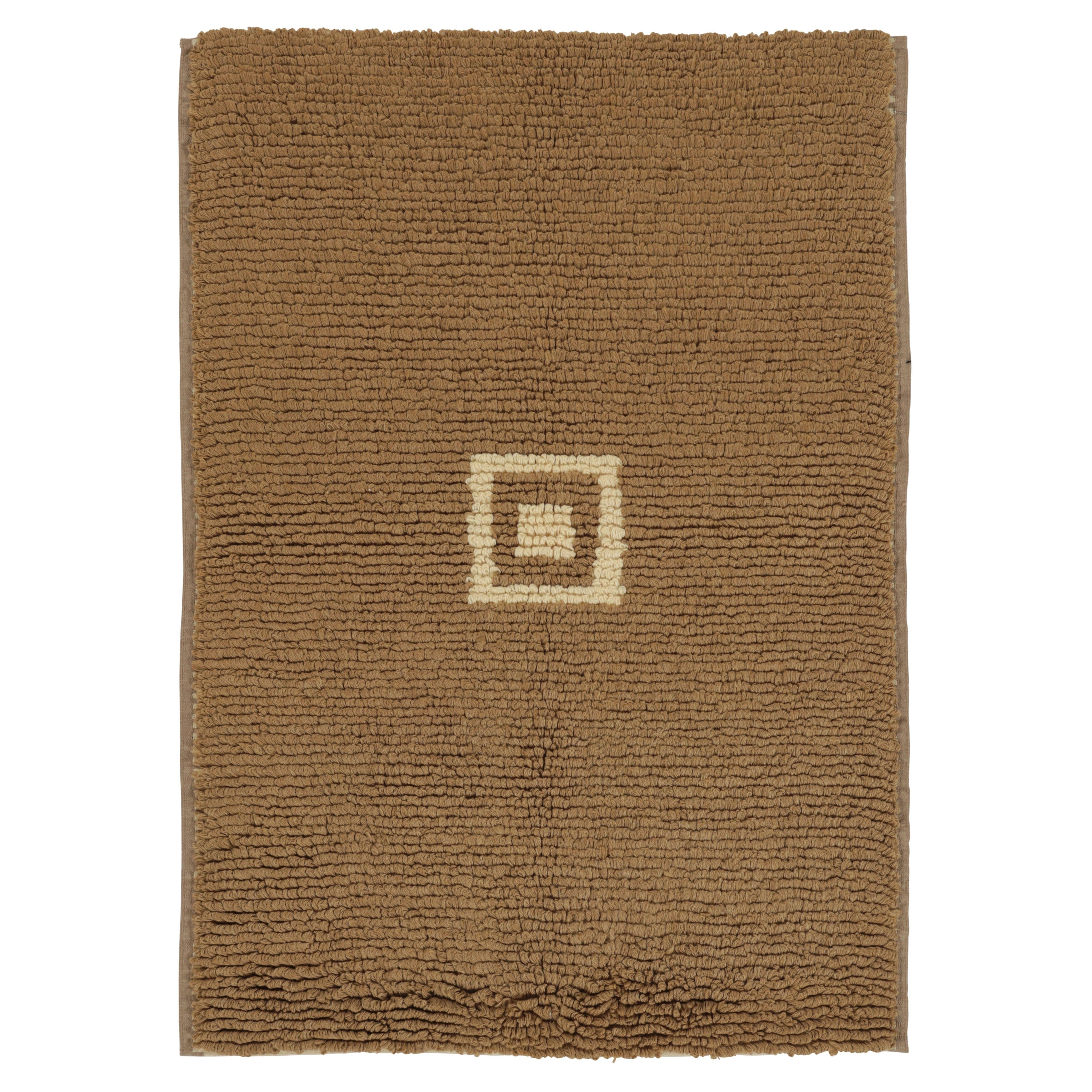 Tappeto Tulu Shag vintage in marrone caldo con medaglione geometrico beige - Rug 
Kilim in vendita