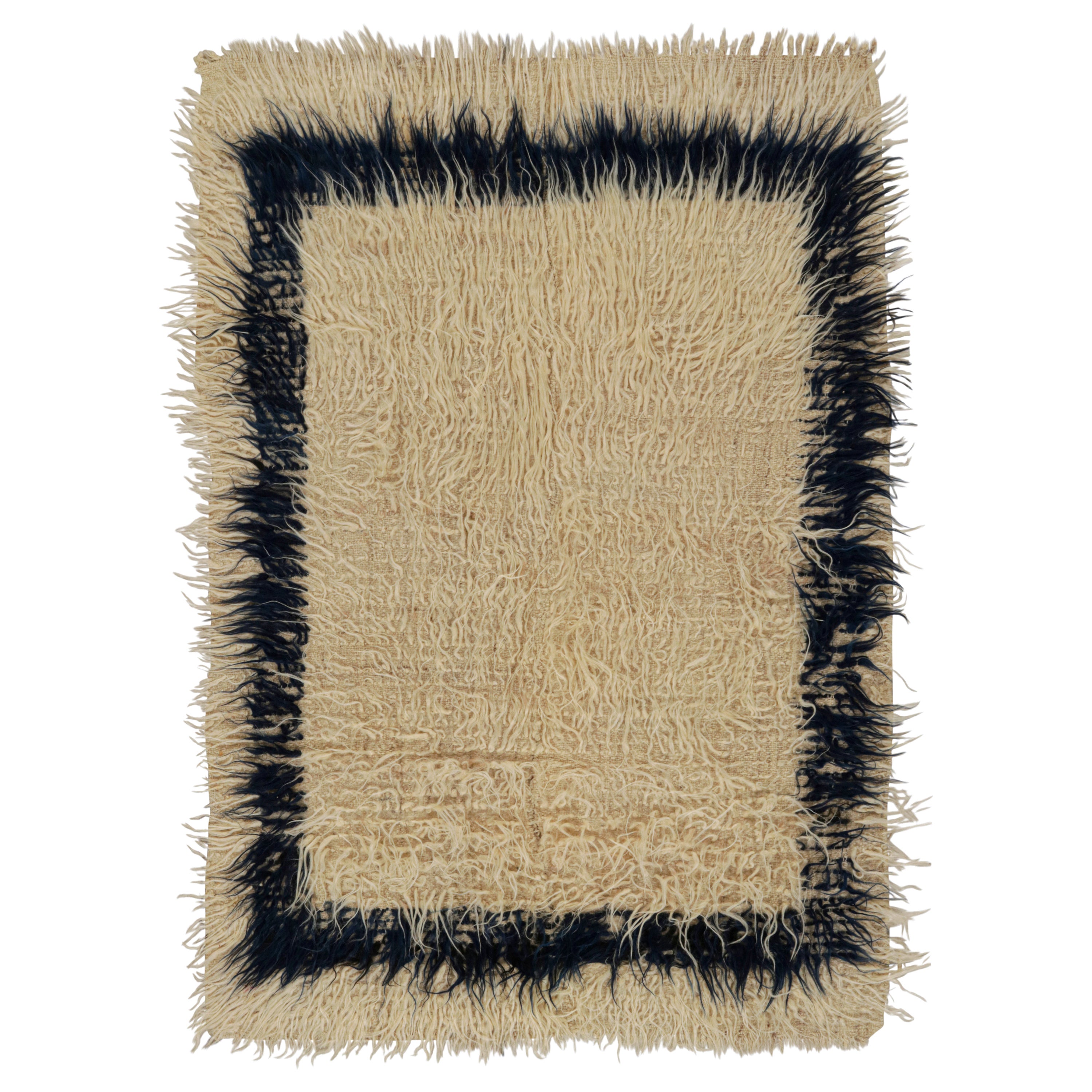 Vintage Tulu Shag Teppich, mit neutralen geometrischen Mustern, von Rug & Kilim im Angebot
