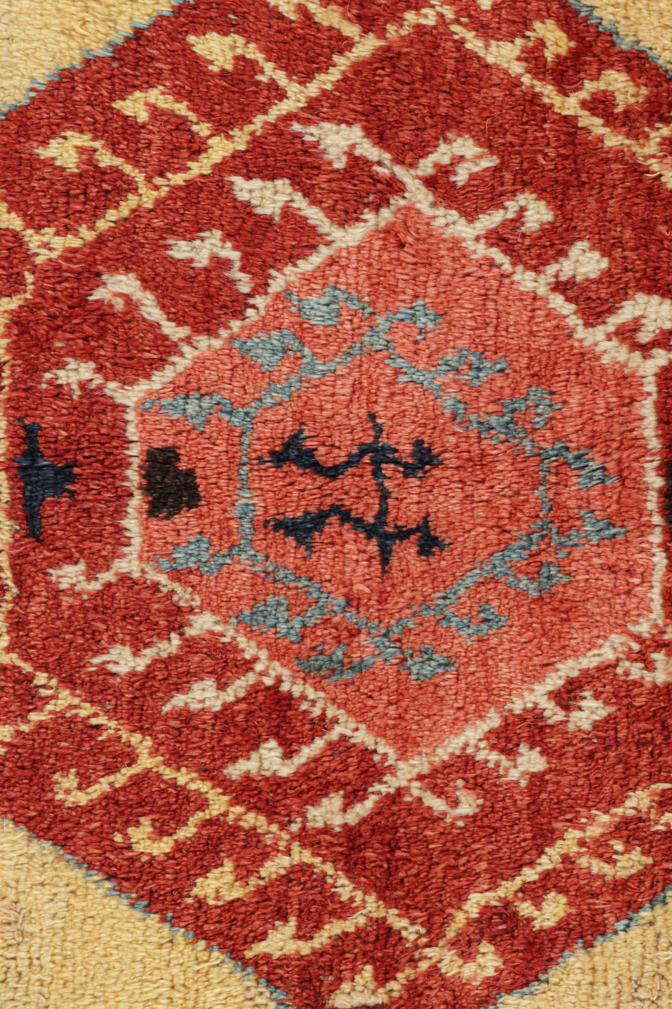 Turc Vintage Tulu Square Rug in Red and Yellow with Geometric Patterns - Rug & Kilim en vente