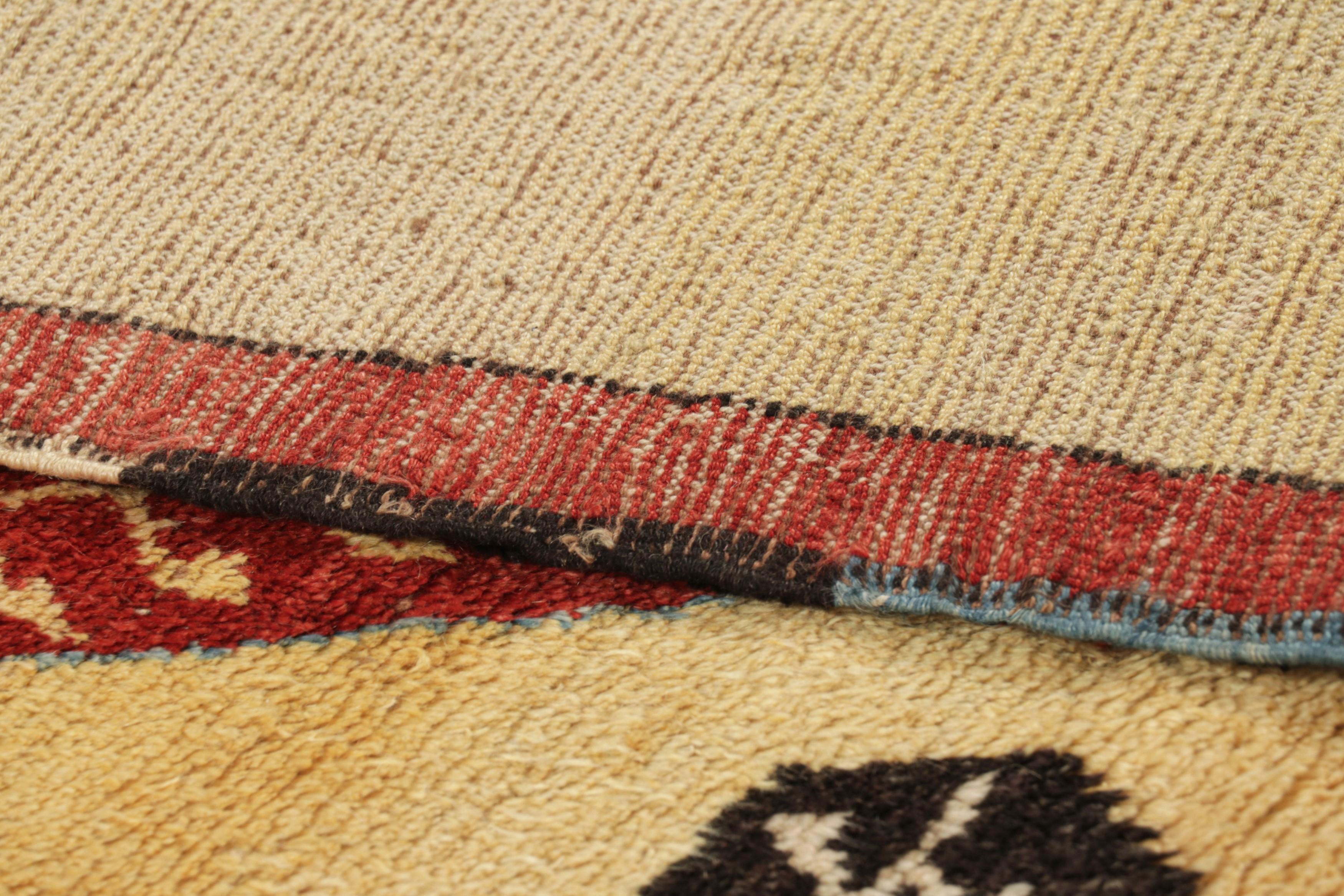 Laine Vintage Tulu Square Rug in Red and Yellow with Geometric Patterns - Rug & Kilim en vente