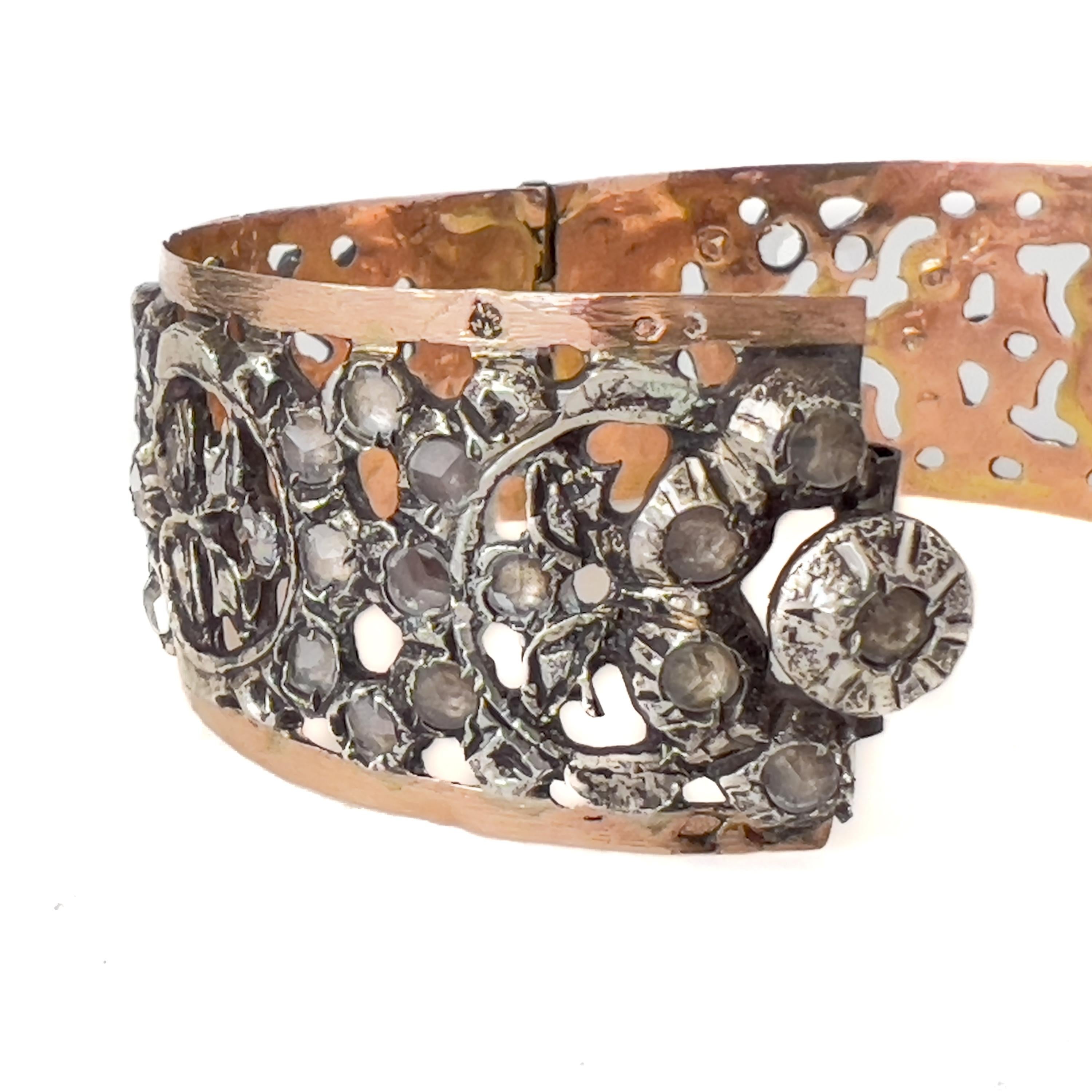 Vintage Tunisian Chichkhan Silver and Rose Gold Bracelet with Crystal Stones In Good Condition In Rotterdam, NL
