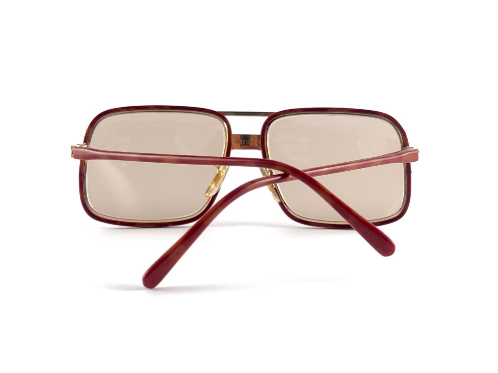 Lunettes de soleil vintage Tura Mod 575 Tan Light Brown Lenses 70's Made In Japan en vente 6