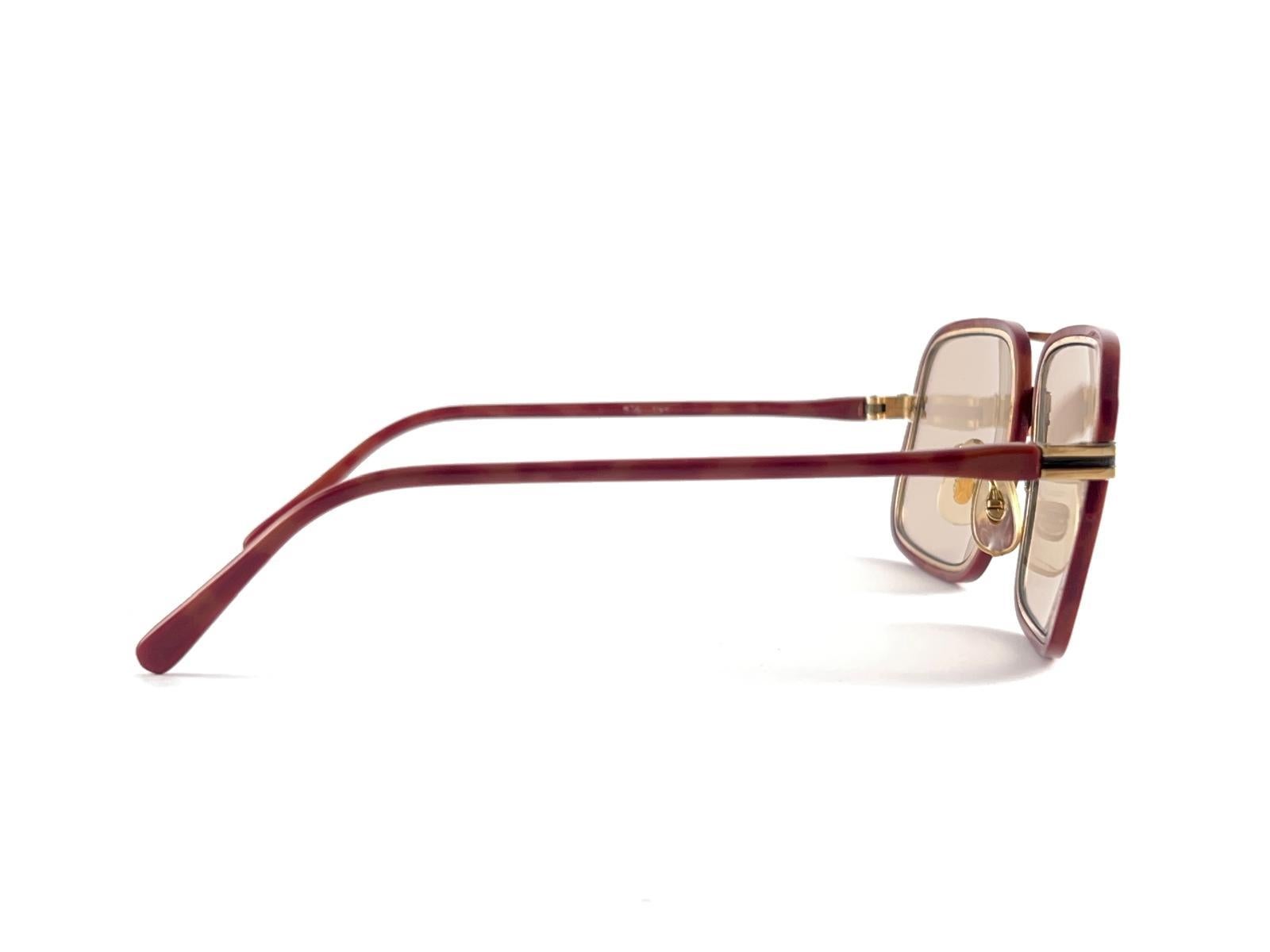 Lunettes de soleil vintage Tura Mod 575 Tan Light Brown Lenses 70's Made In Japan Unisexe en vente