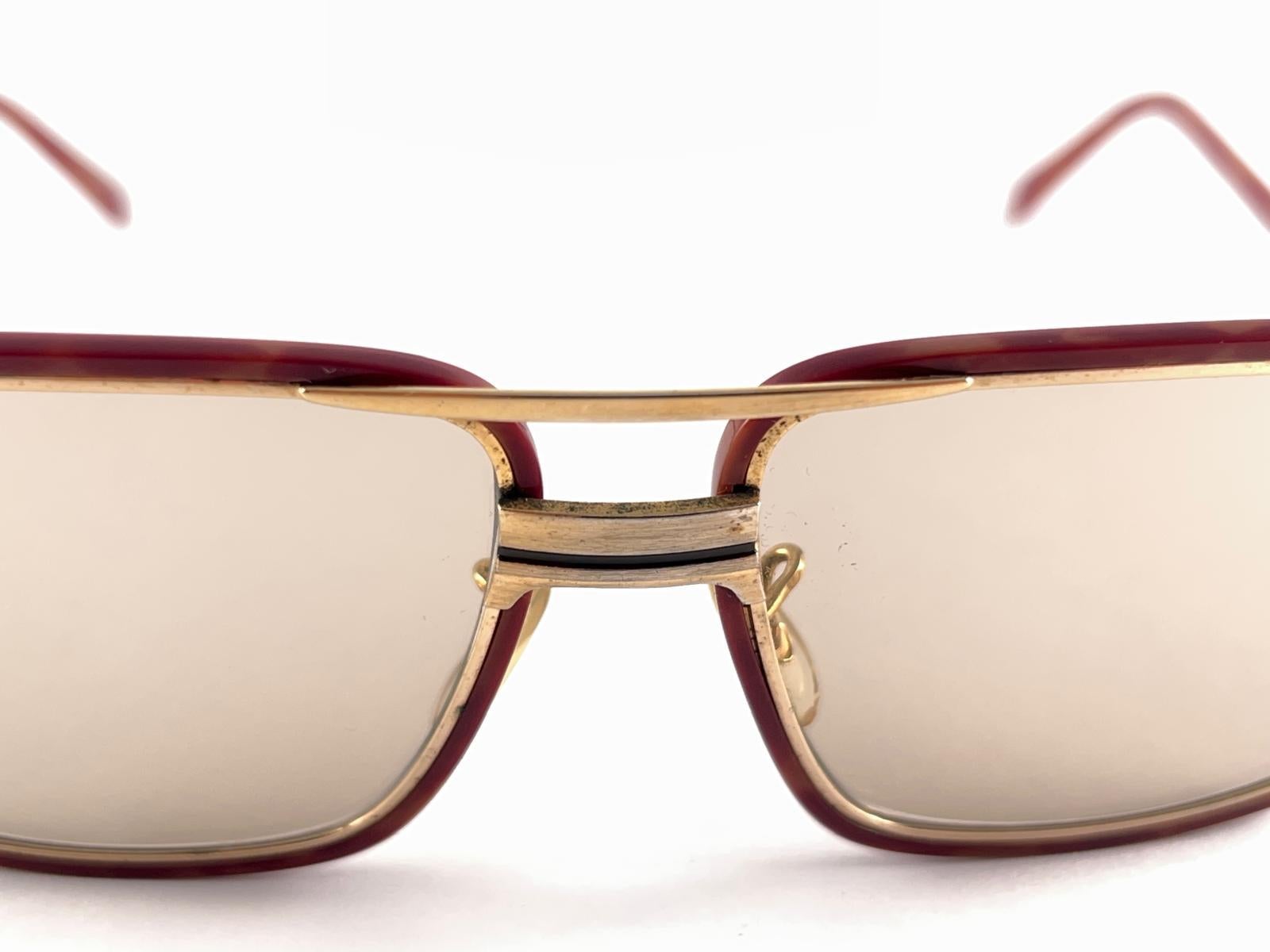 Vintage Tura Mod 575 Tan Light Brown Lenses Sunglasses 70'S Made In Japan For Sale 1