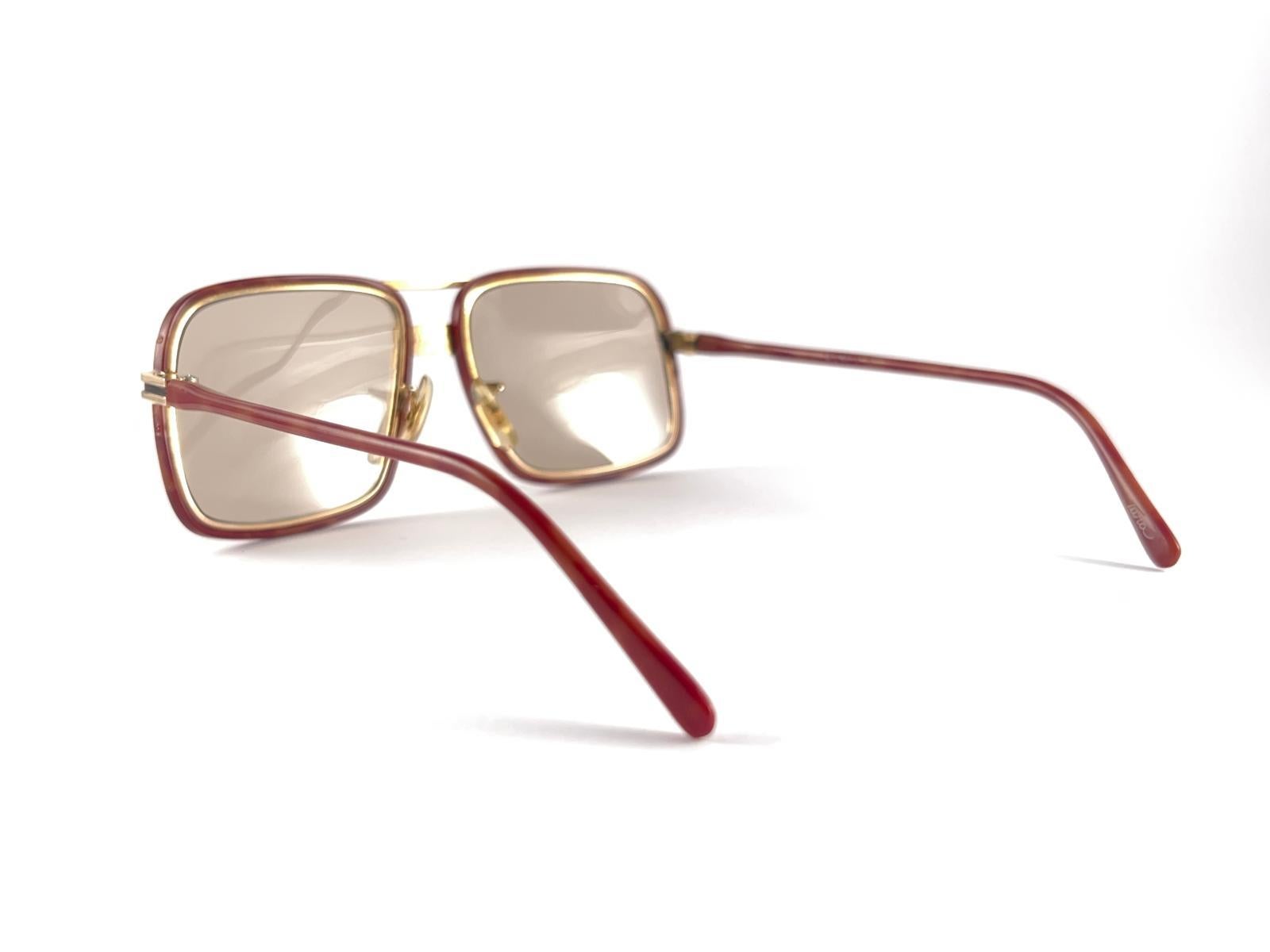 Vintage Tura Mod 575 Tan Light Brown Lenses Sunglasses 70'S Made In Japan For Sale 2