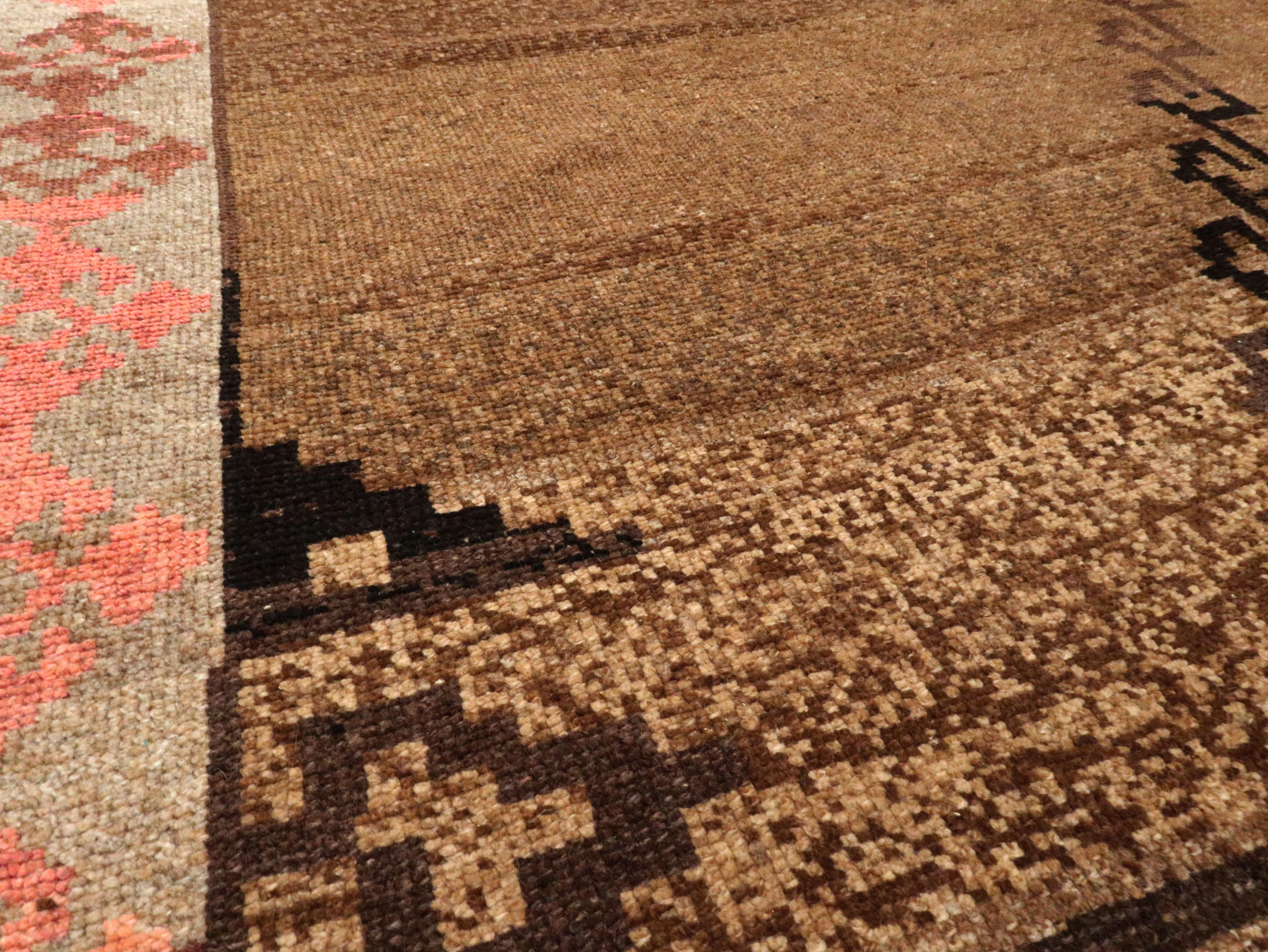 Noué à la main Tapis turc antique vintage d'Anatolie en vente