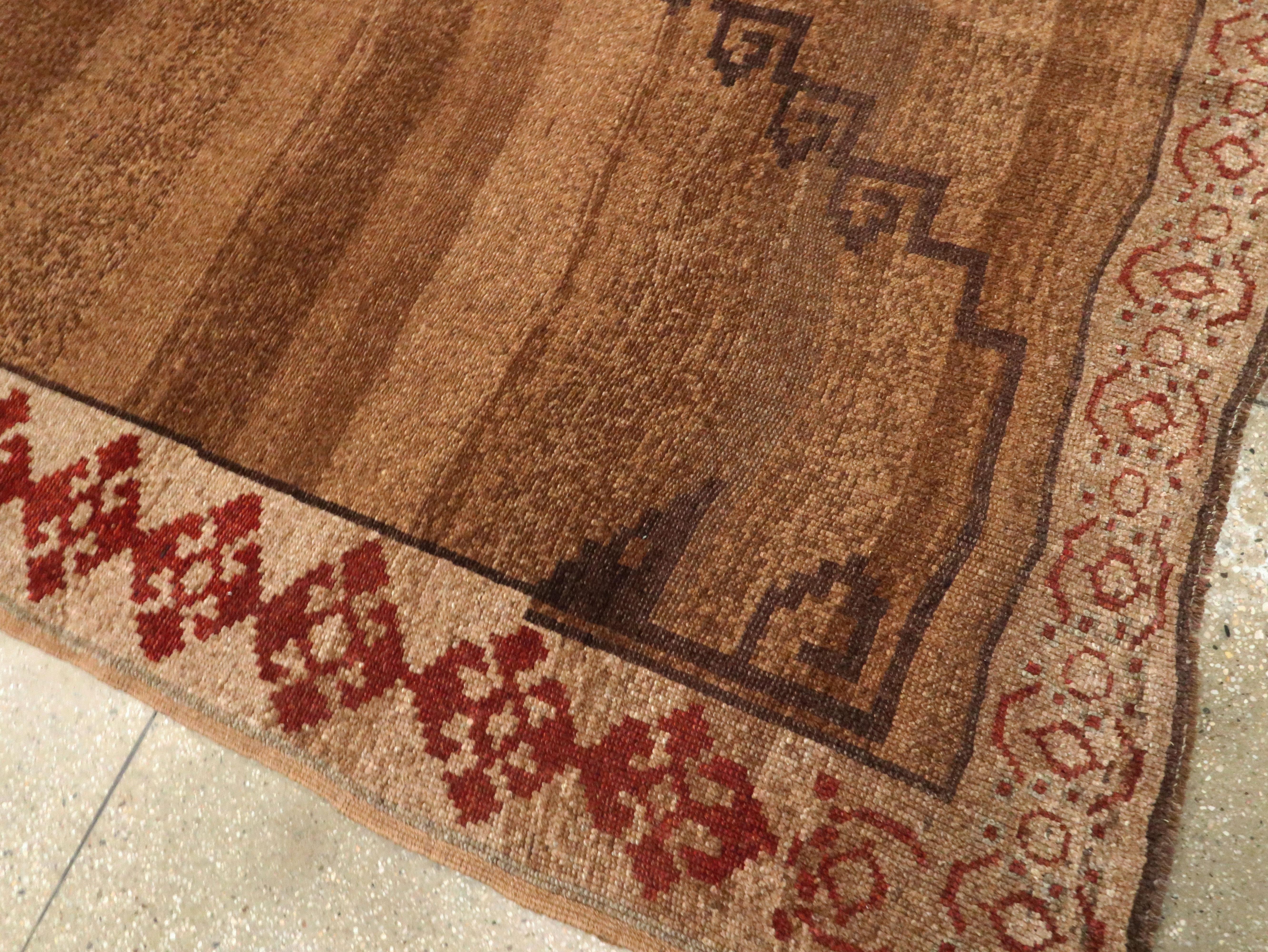 20ième siècle Tapis turc antique vintage d'Anatolie en vente