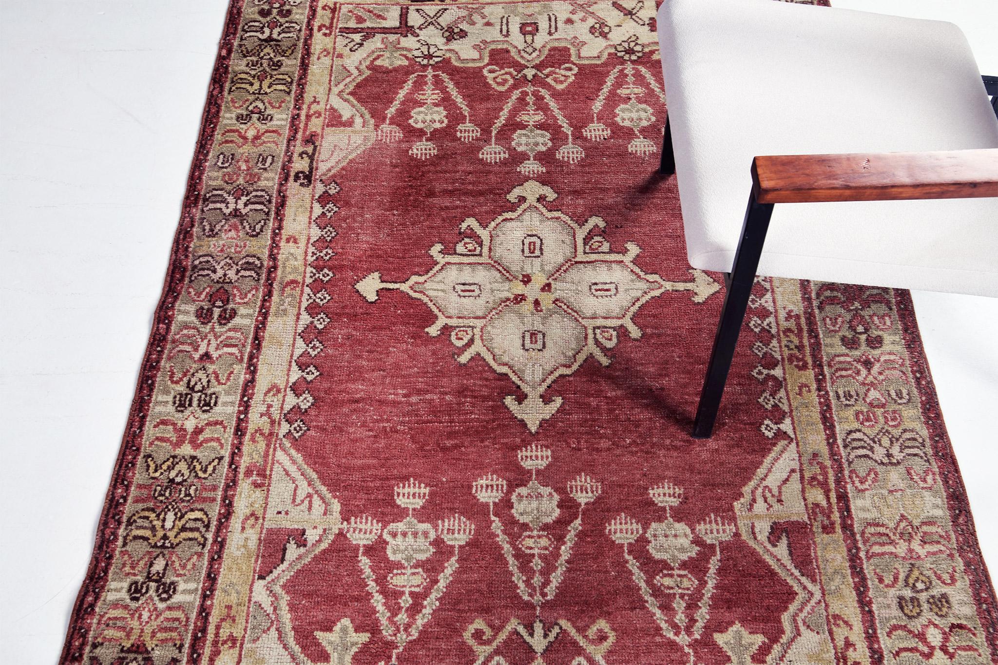 Rug Number
32015
Size
3' 10