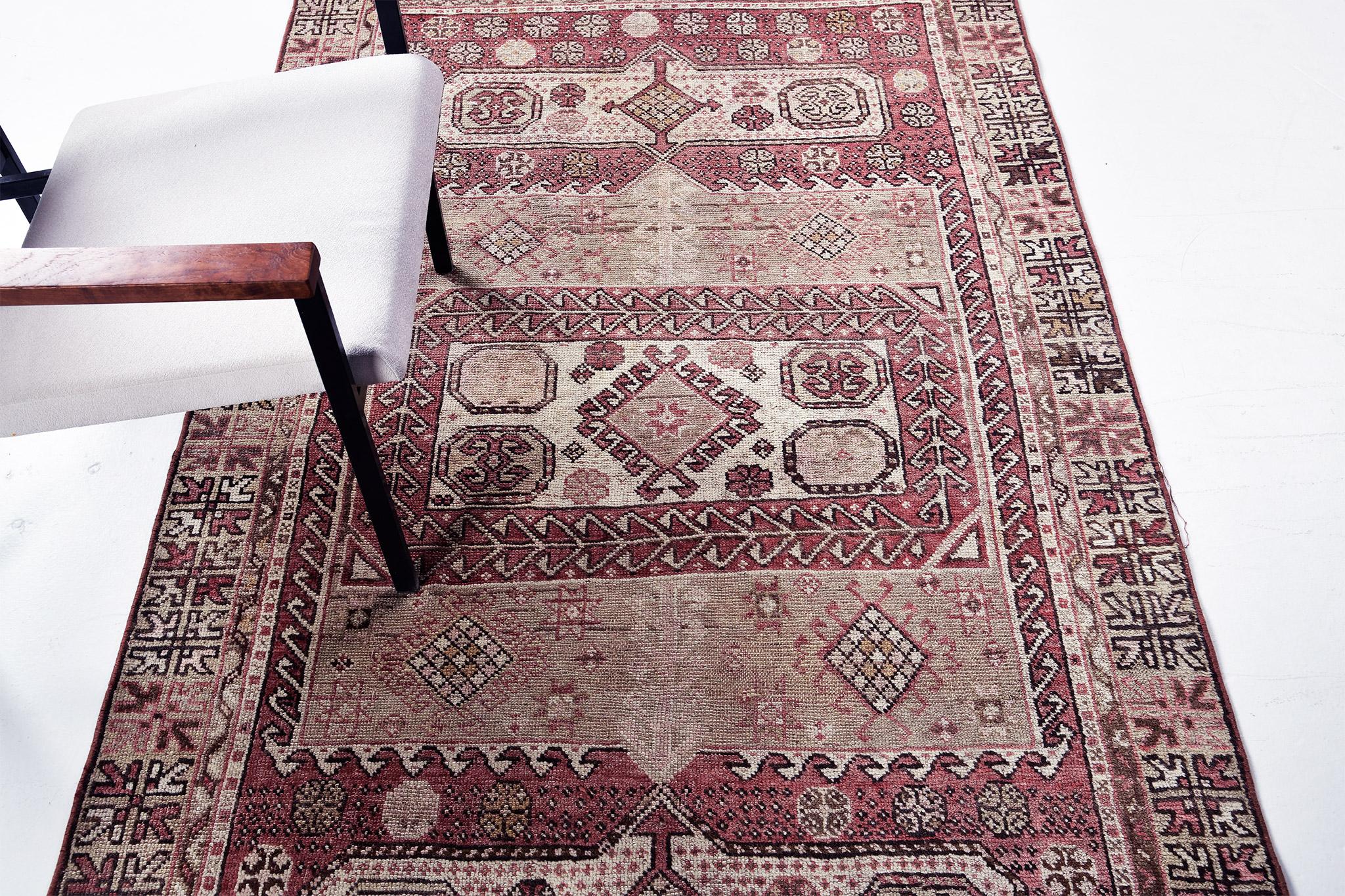 Rug Number
32018
Size
4' 0