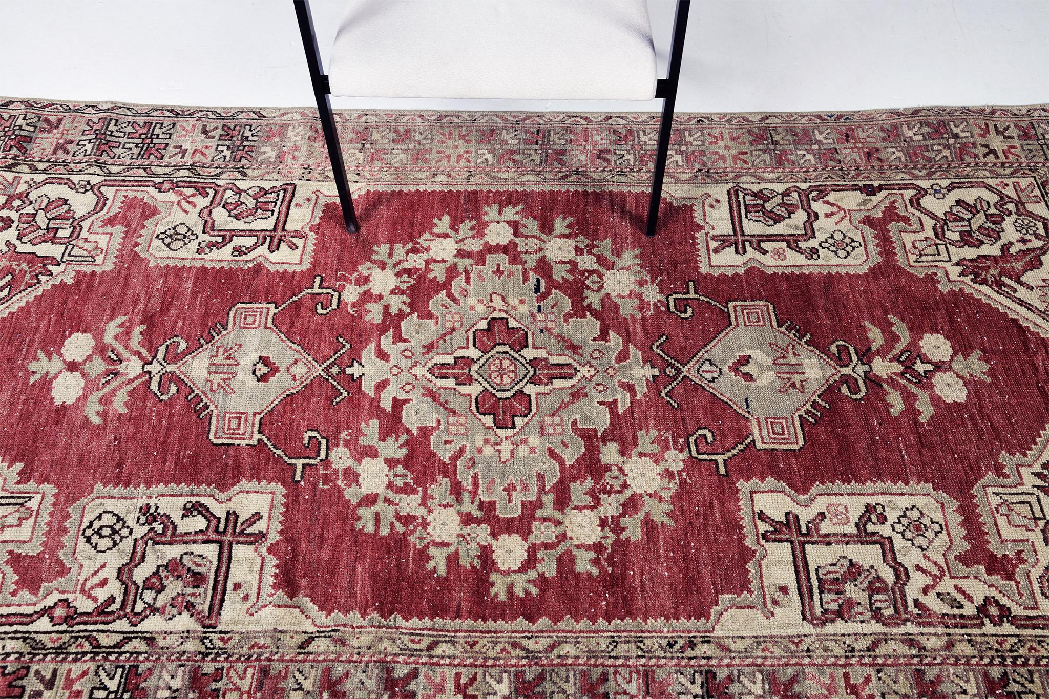 Noué à la main Turquie d'Anatolie vintage en vente