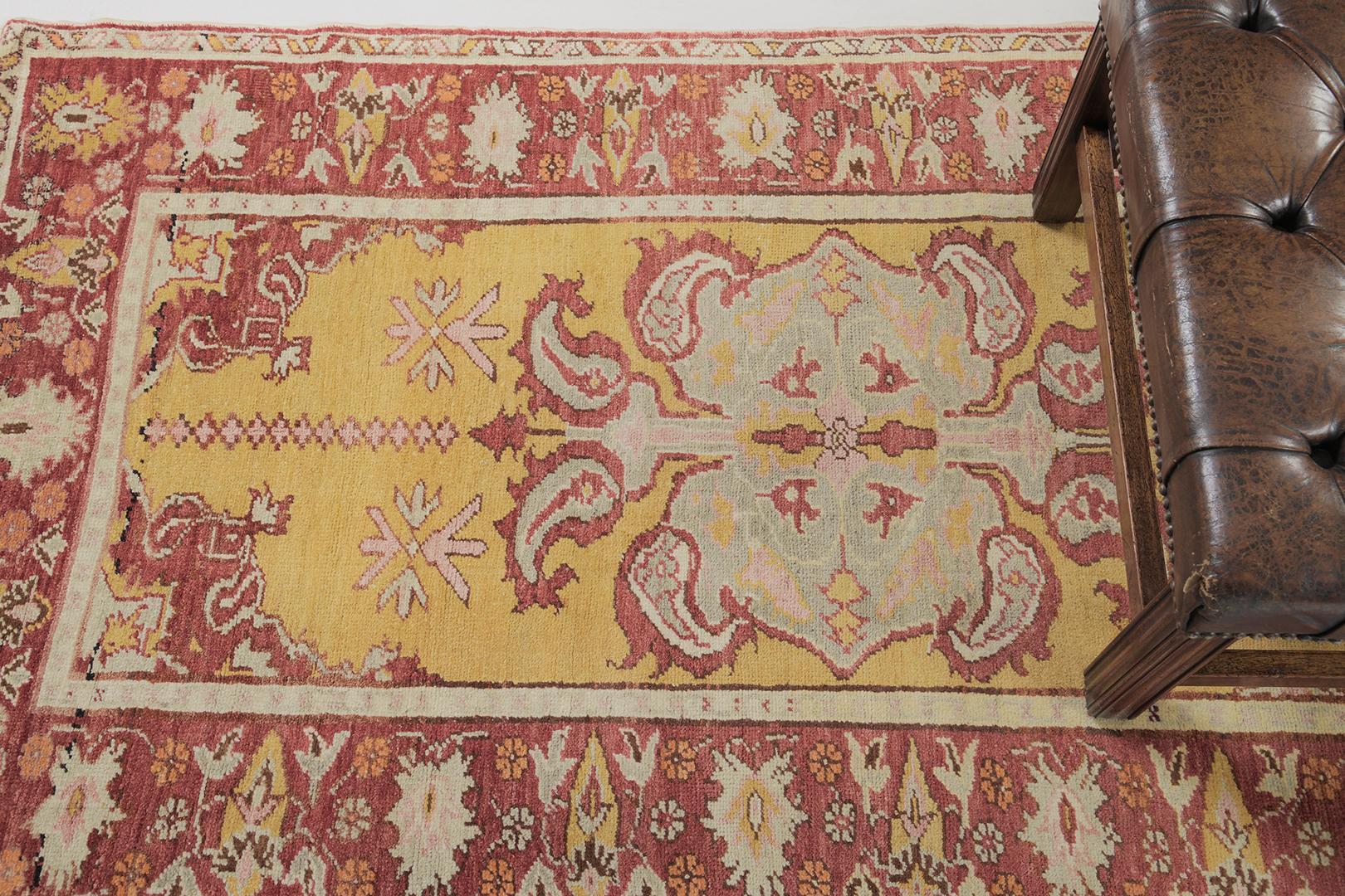 Vintage Turkish Anatolian Guney by Mehraban Rugs In Good Condition For Sale In WEST HOLLYWOOD, CA