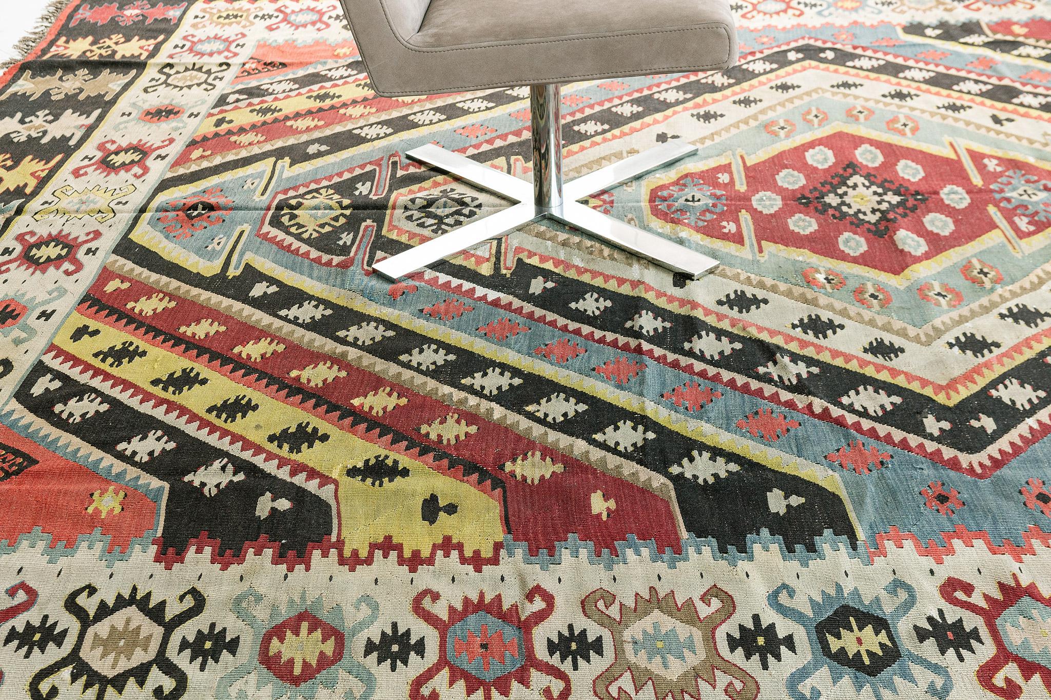 Kilim turco antiguo de Anatolia en venta 3