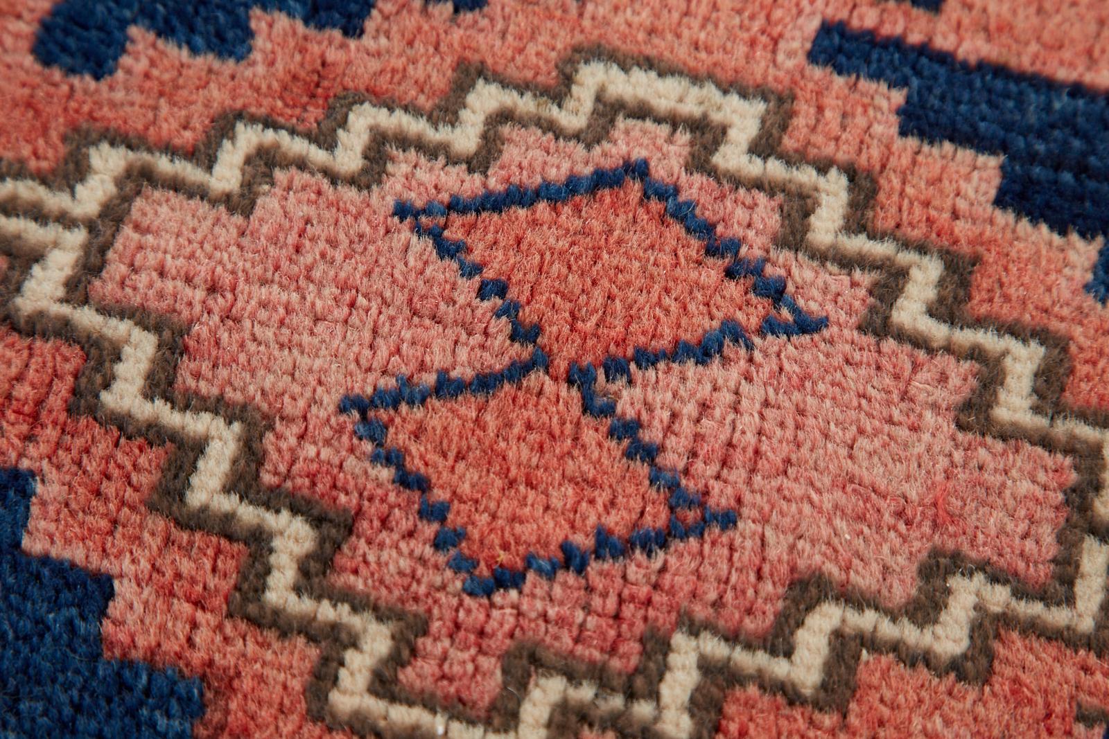 Vintage Turkish Anatolian Konya Rug 8