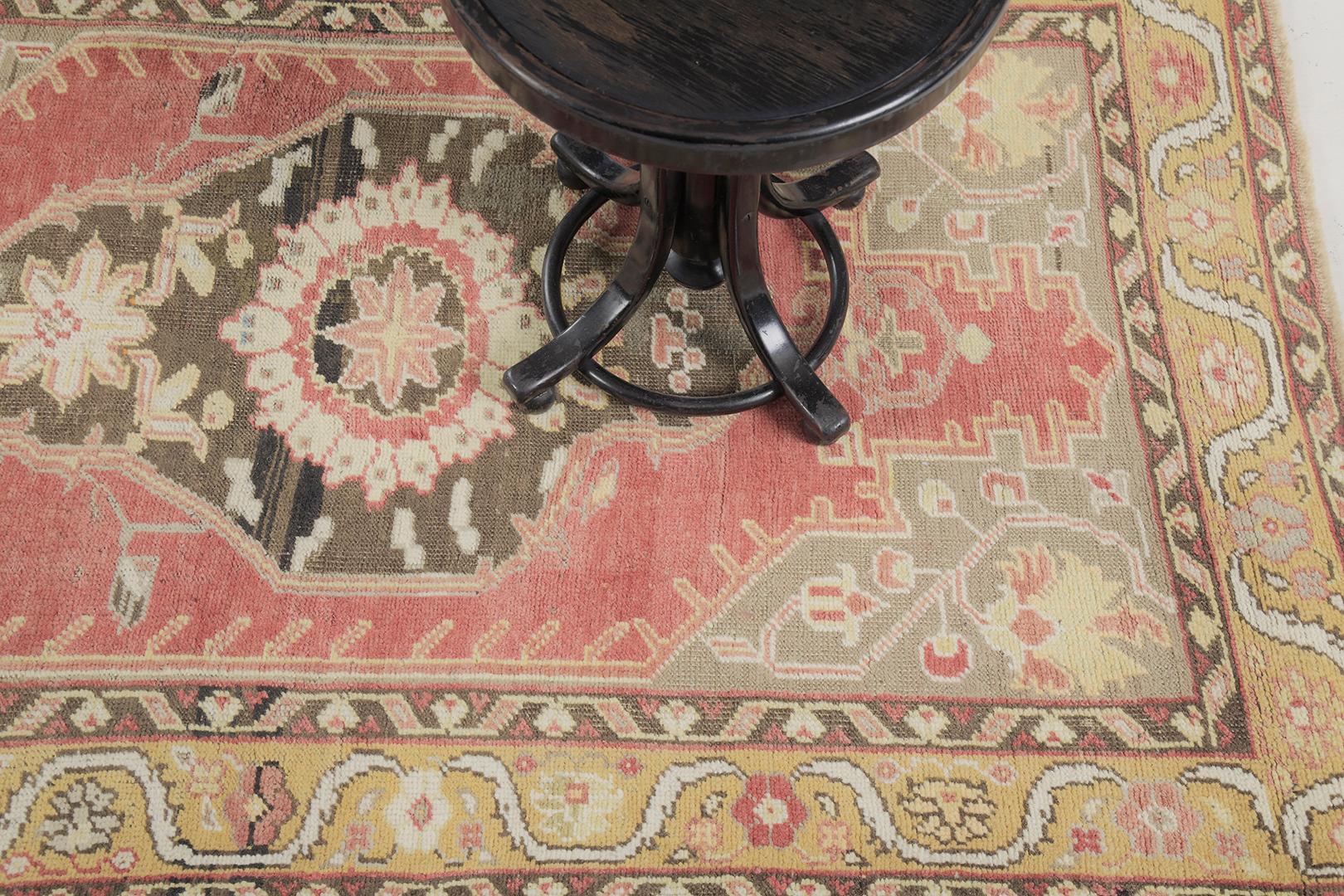 Vintage Turkish Anatolian Maden by Mehraban Rugs In Good Condition For Sale In WEST HOLLYWOOD, CA