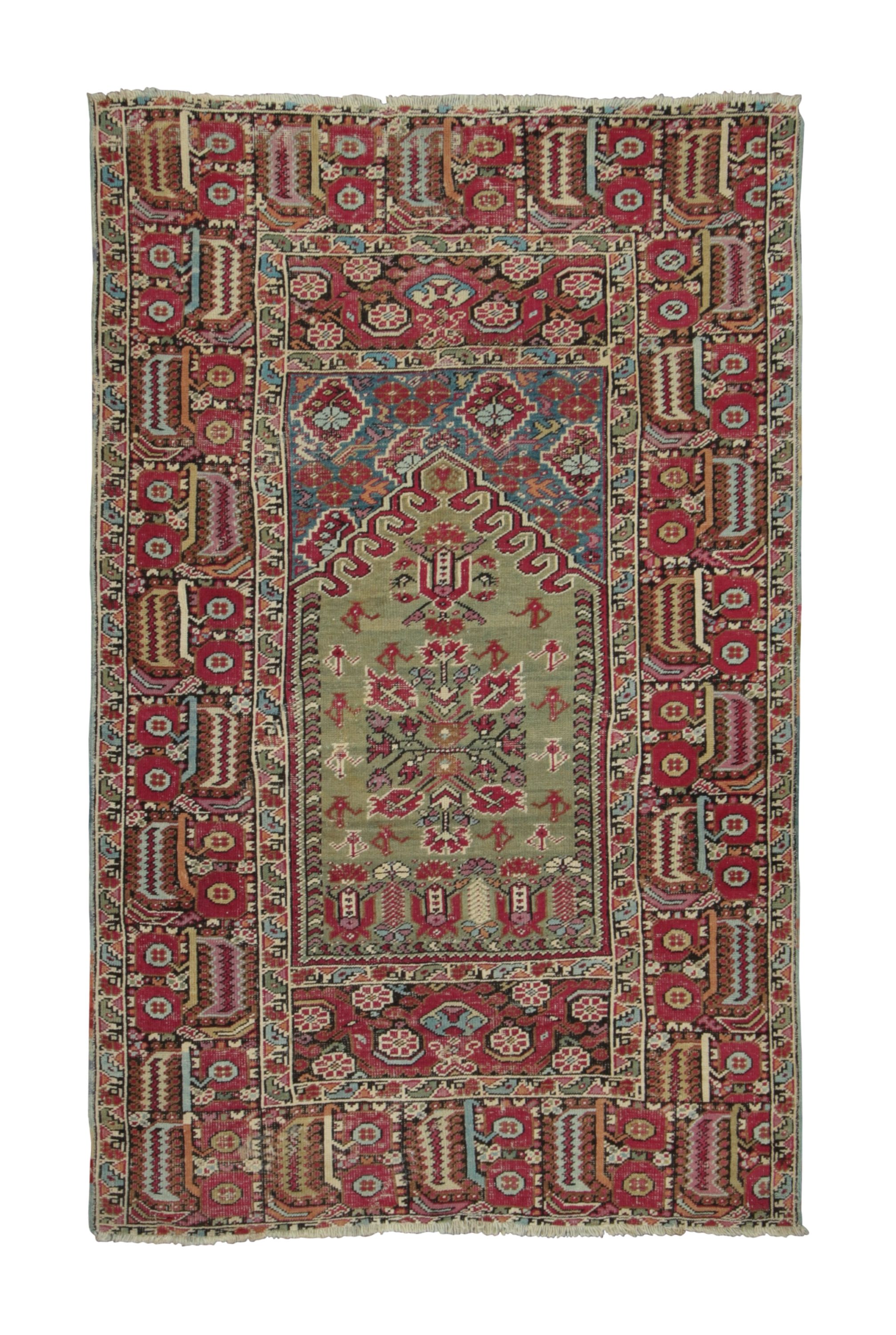 Vintage Turkish Anatolian Prayer Rug with Geometric Mihrab Design - Rug & Kilim For Sale