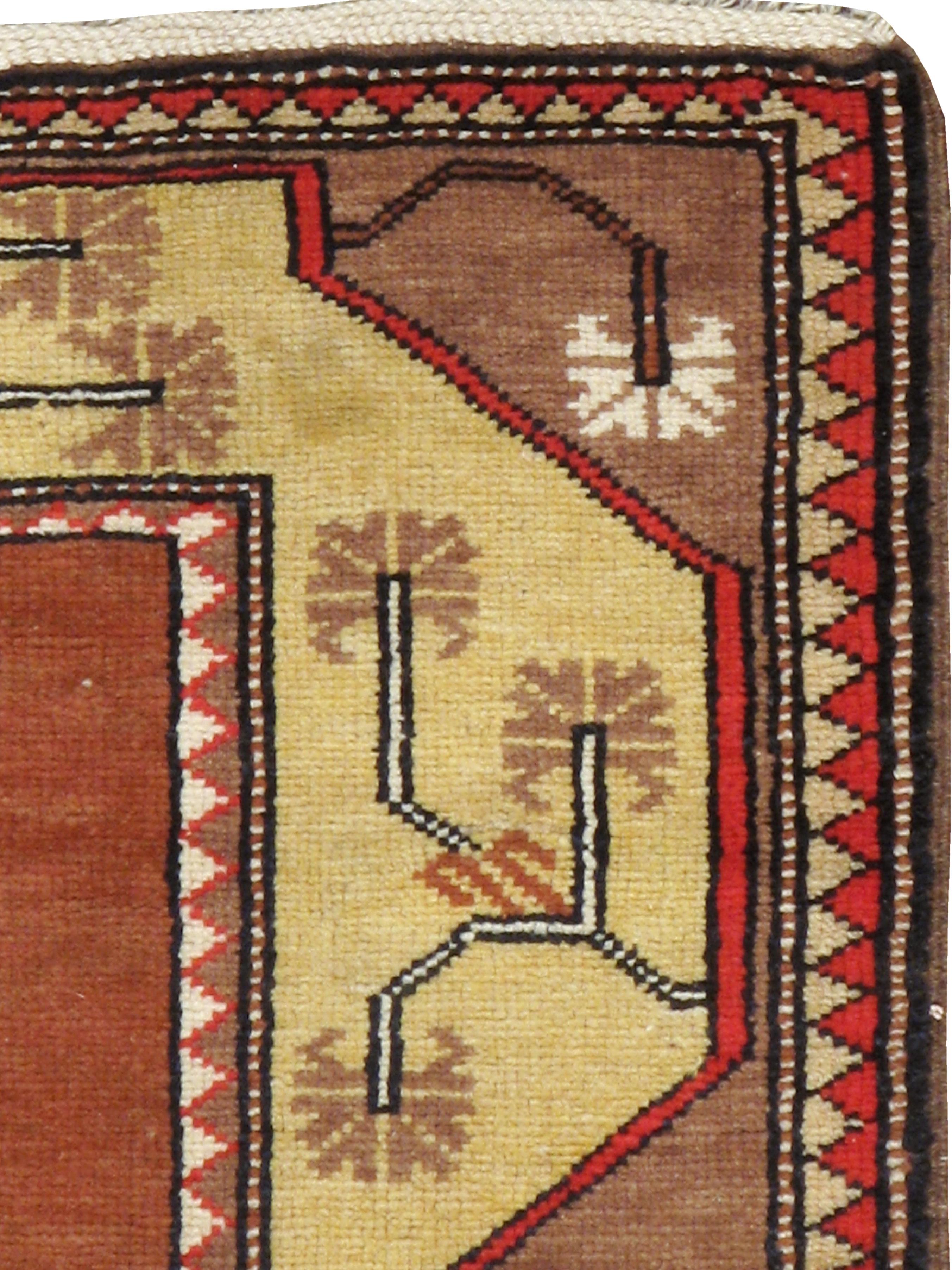 Ein türkisch-anatolischer Teppich aus der Mitte des 20. Jahrhunderts.