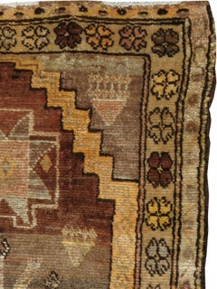Tapis vintage turc d'Anatolie d'Iran