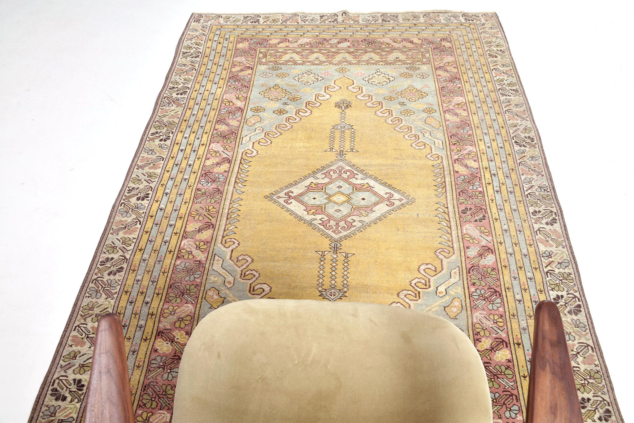 Vintage Turkish Anatolian Rug In Good Condition In WEST HOLLYWOOD, CA