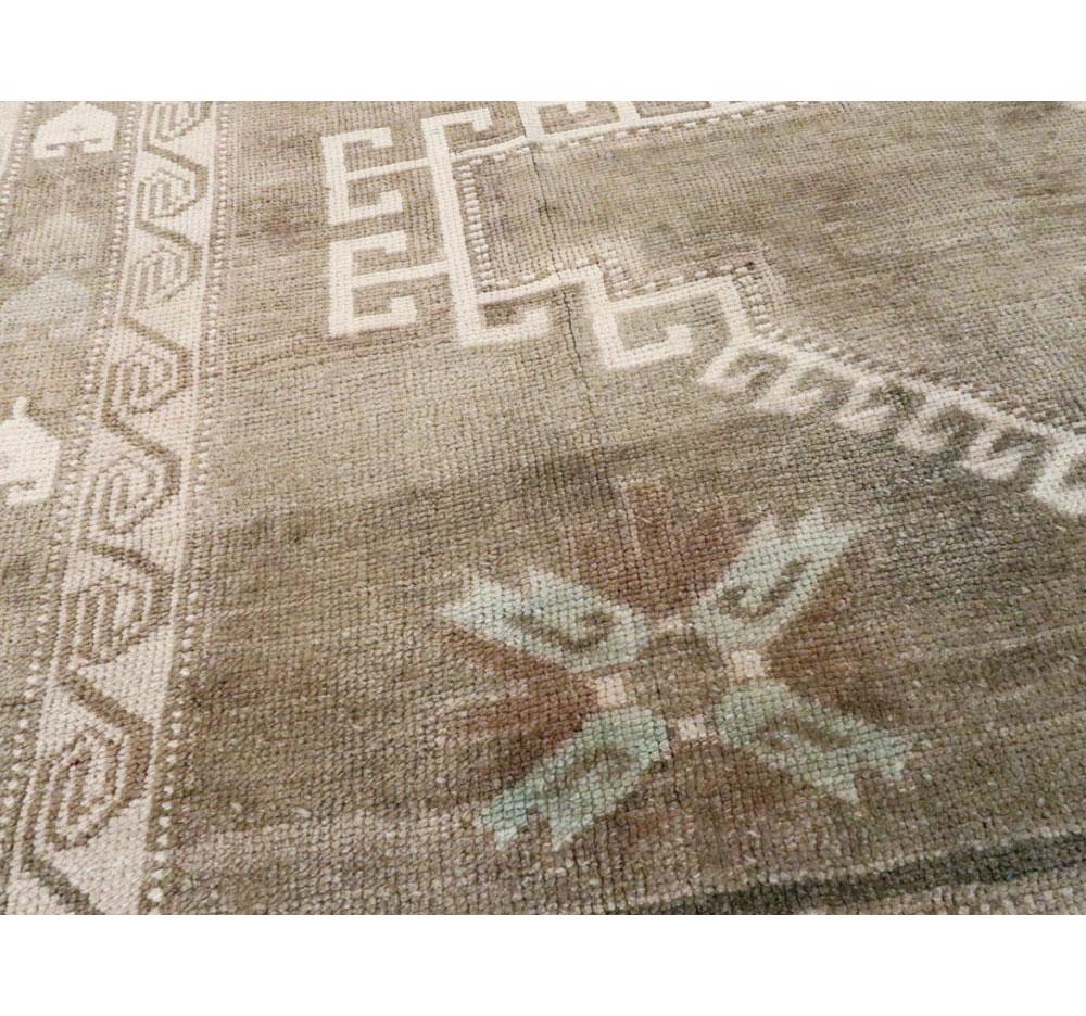 Alfombra turca antigua de Anatolia en Bueno estado para la venta en New York, NY