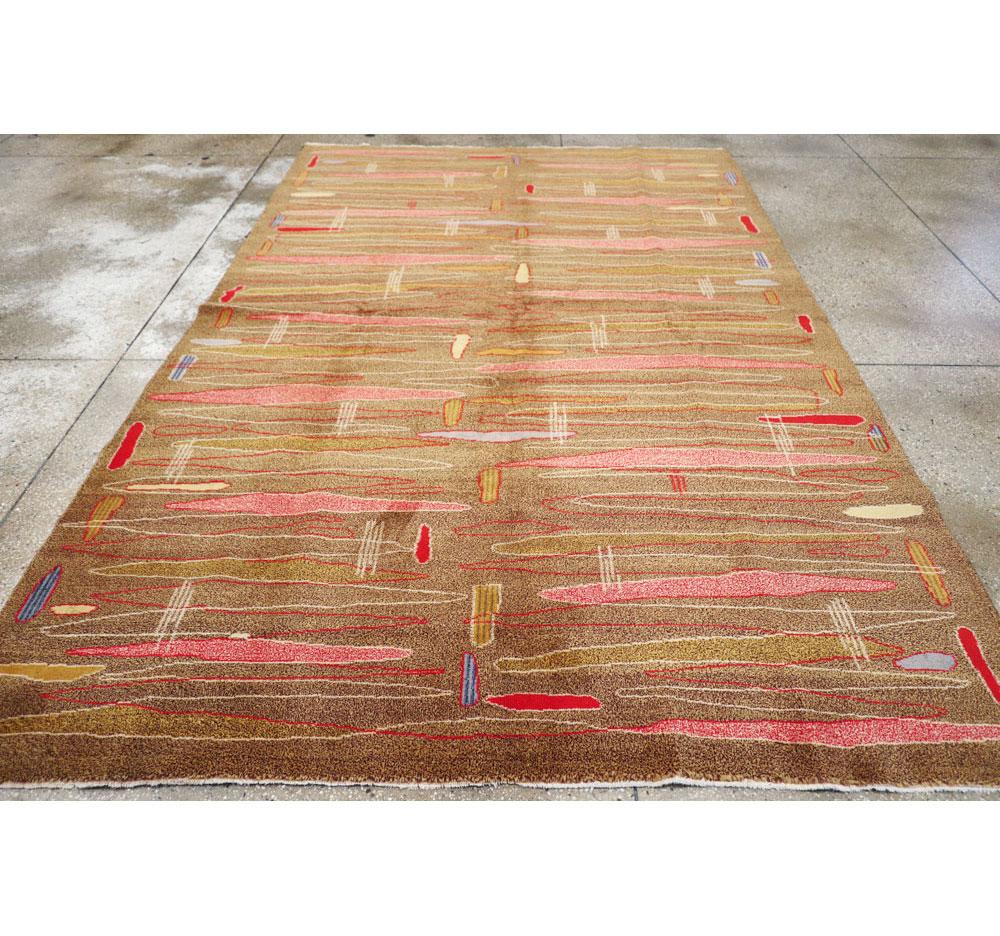 20th Century Mid-Century Modern Handmade Turkish Room Size Rug in the Style of Atomic Art For Sale
