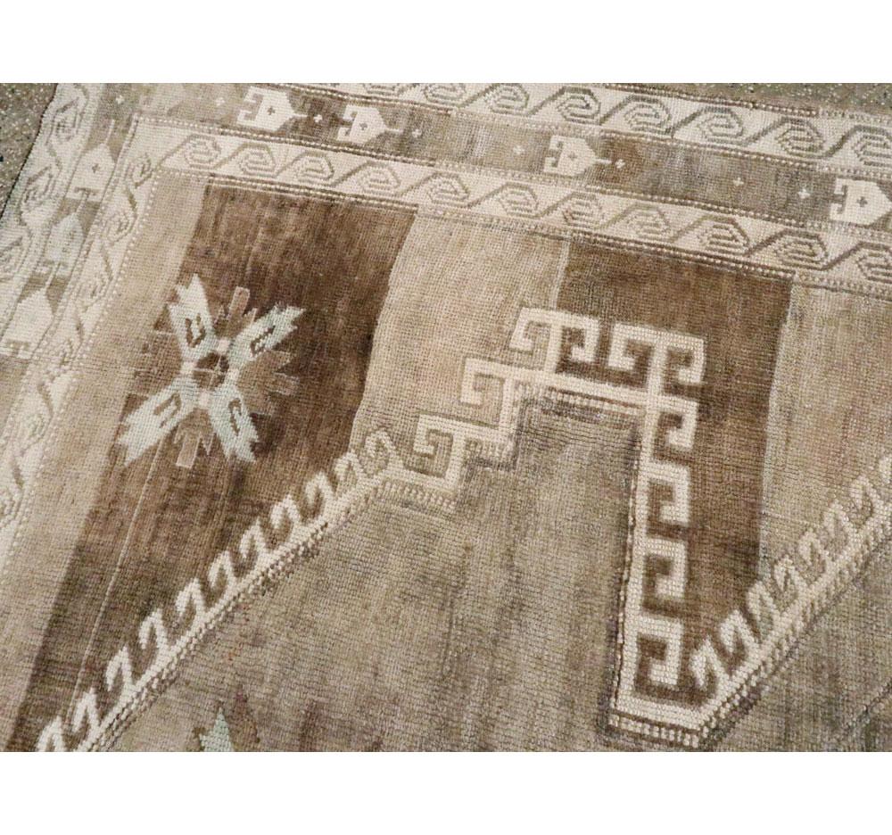Alfombra turca antigua de Anatolia siglo XX en venta