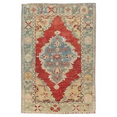 Türkischer Anatolischer Vintage-Teppich