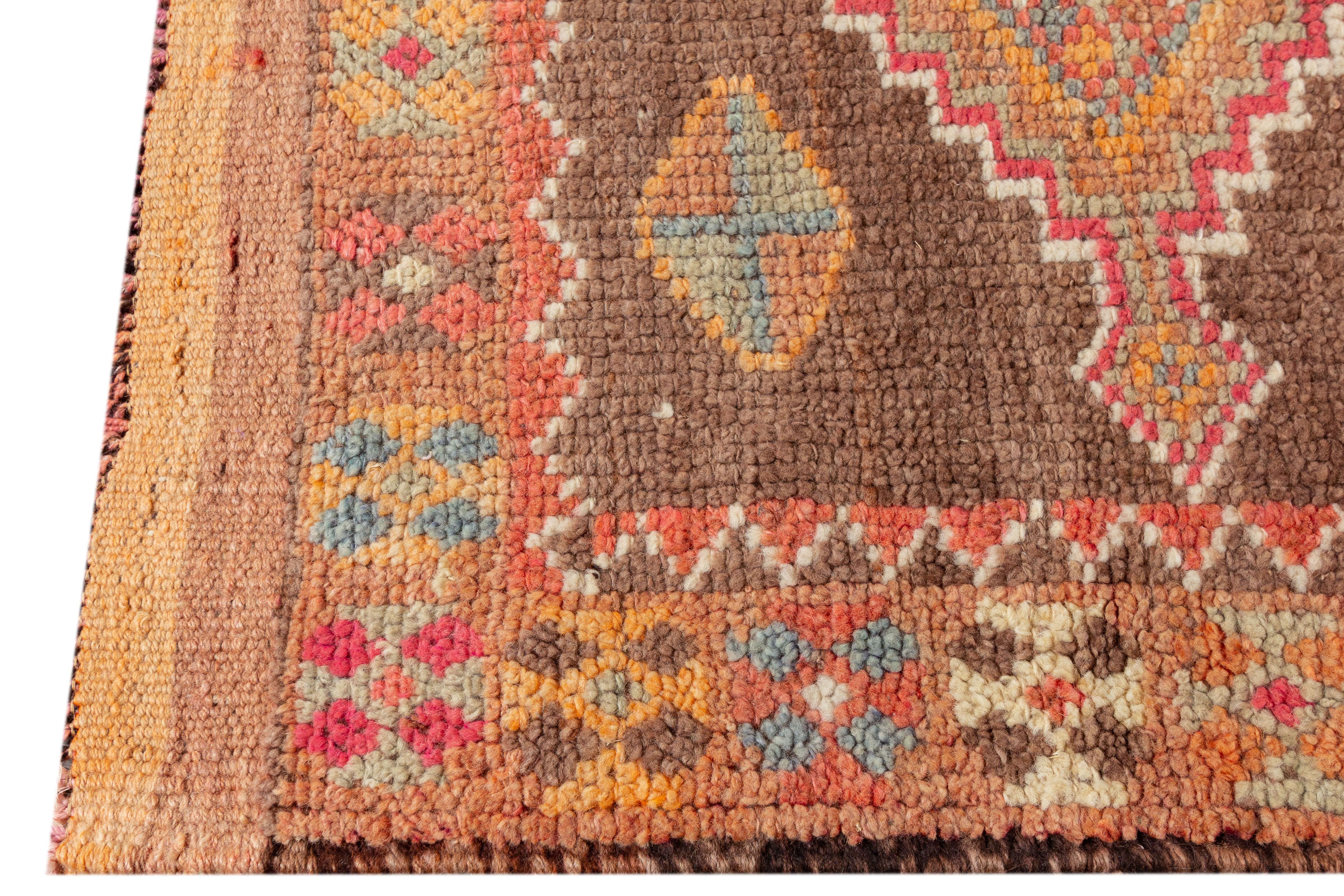 Türkischer anatolischer Läufer, 1,01 m x 3,7 m, türkischer Teppich im Zustand „Gut“ im Angebot in Norwalk, CT