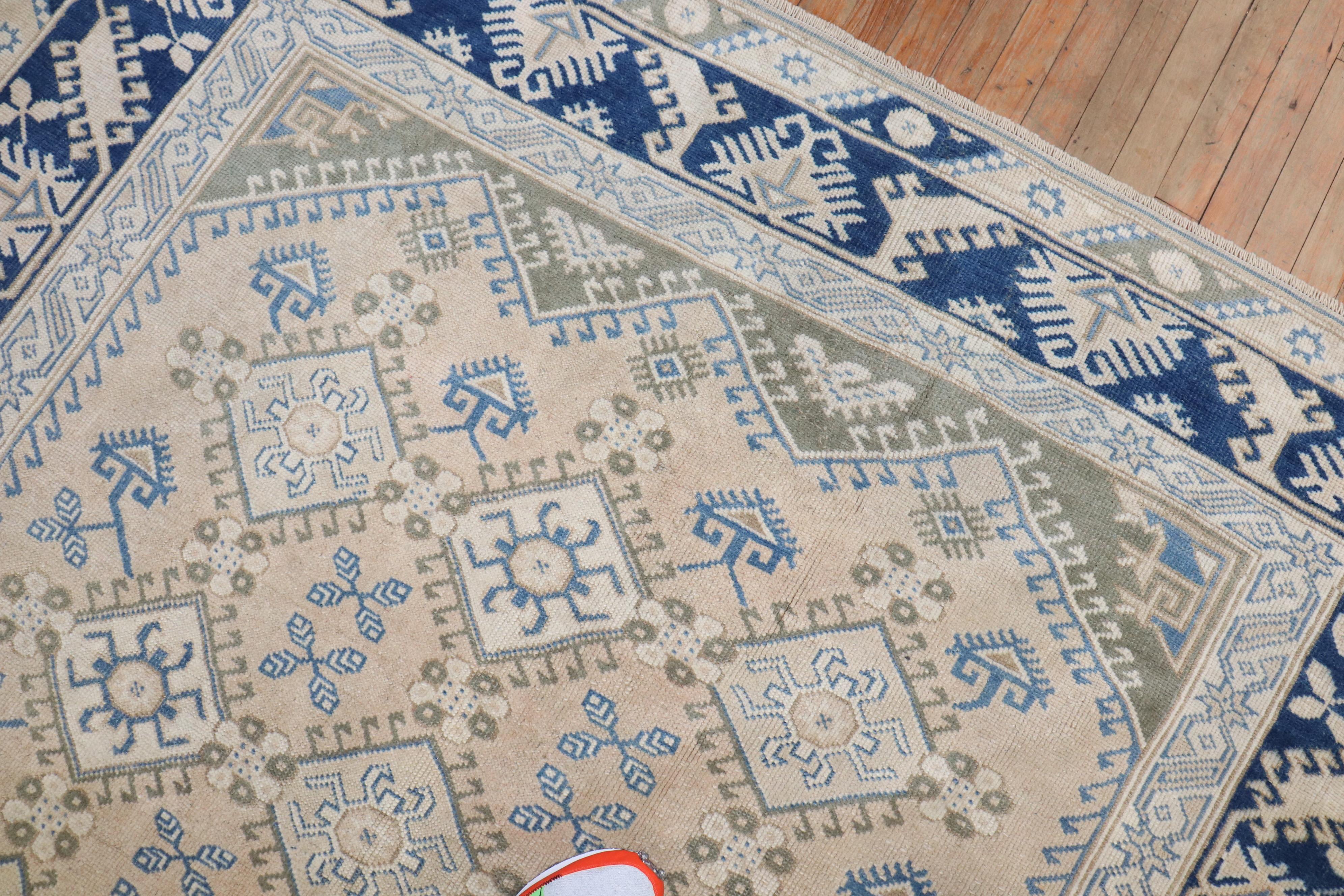 Vintage Turkish Anatolian Square Carpet In Good Condition For Sale In New York, NY