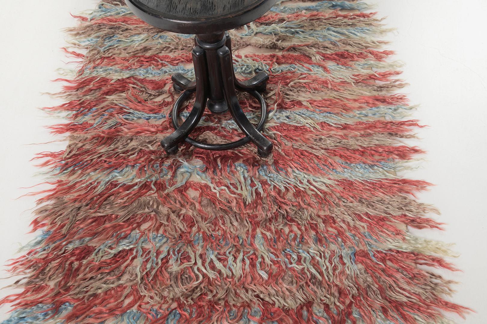 Vintage Turkish Anatolian Tulu by Mehraban Rugs In Good Condition For Sale In WEST HOLLYWOOD, CA