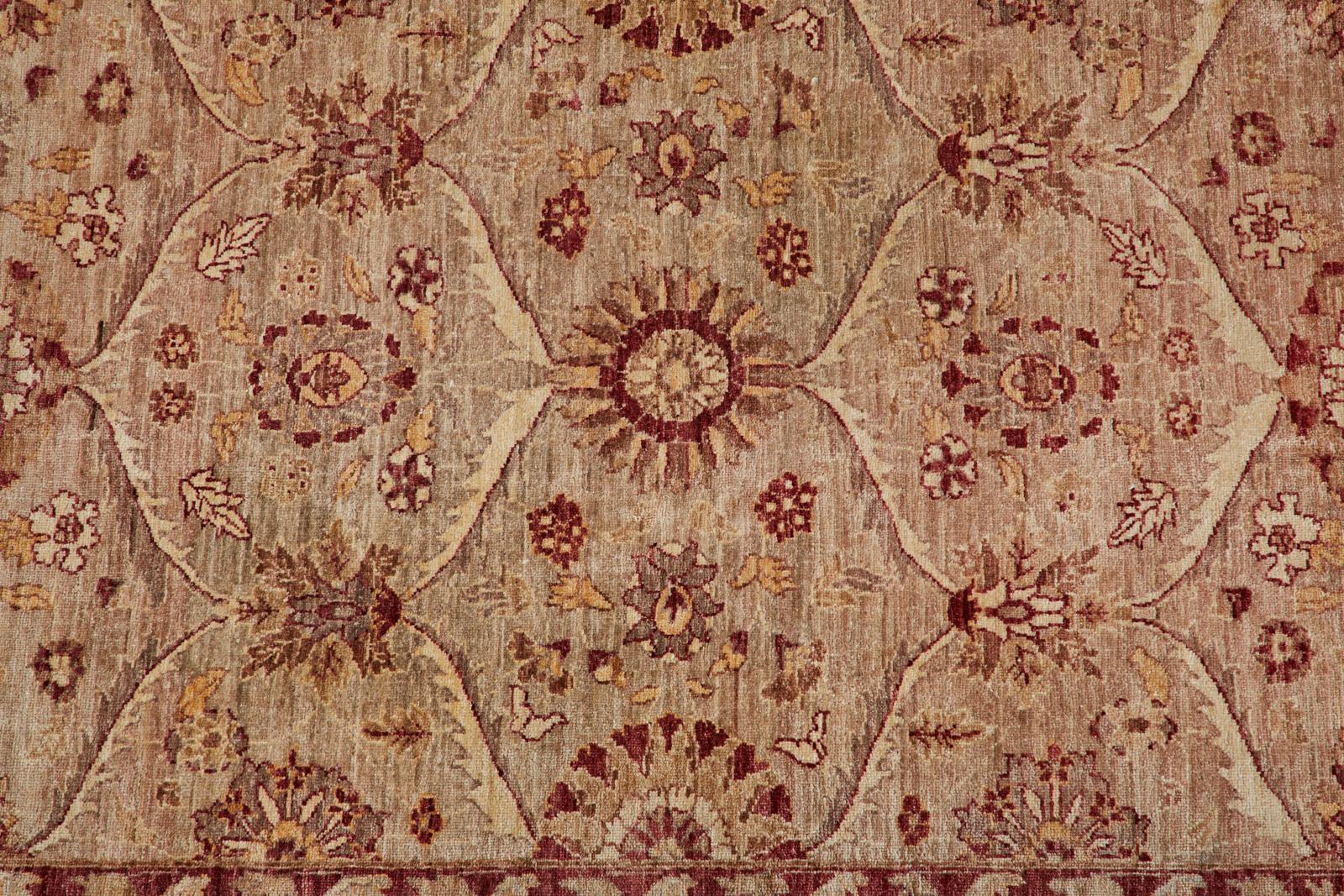 Türkischer anatolischer Wollteppich im Angebot 6