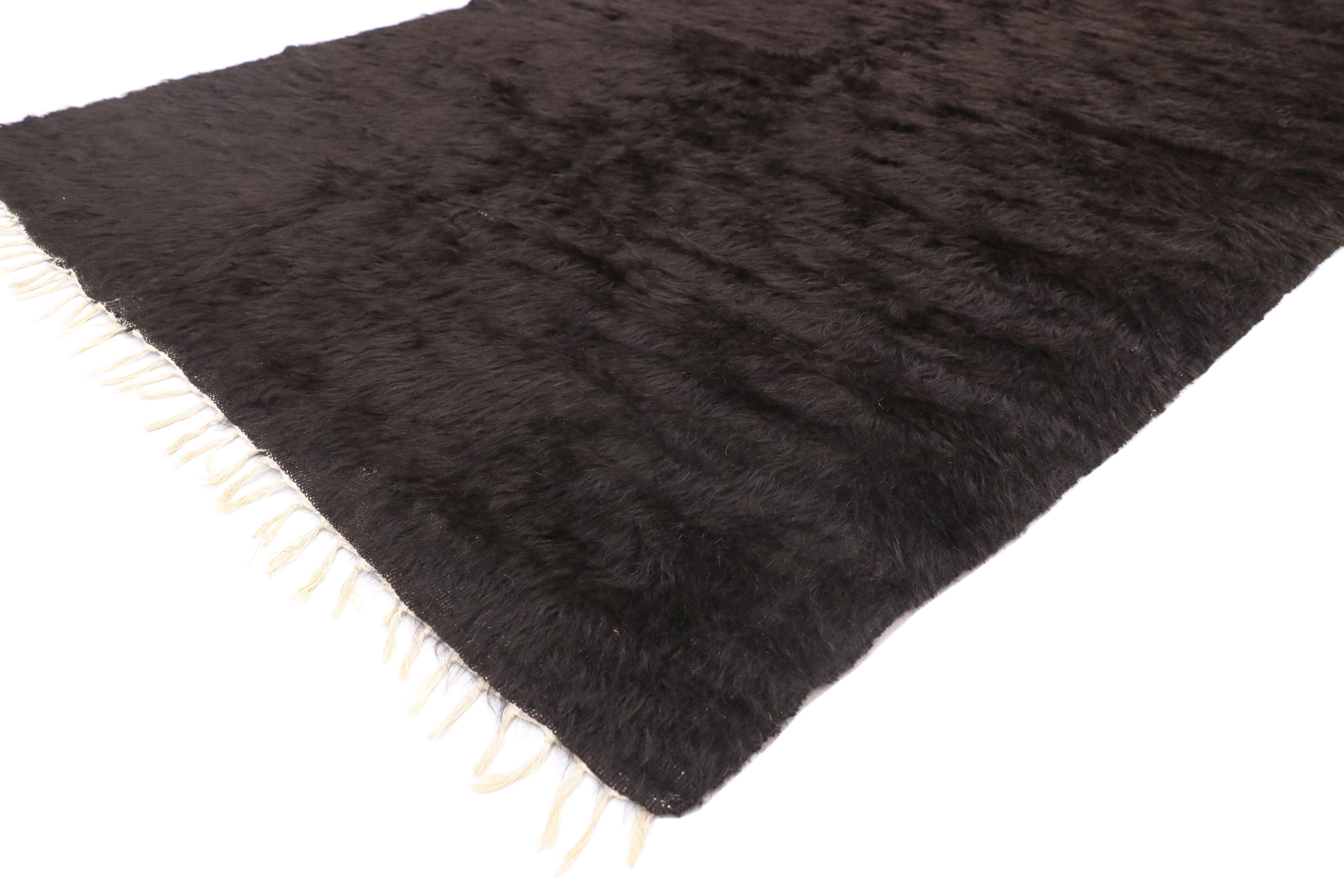 52838 vintage Turkish Angora Blanket rug with Mid-Century Modern. Warm and inviting combined with its plush texture, this hand knotted wool vintage Turkish angora blanket rug is a captivating vision of woven beauty waiting to inspire delightfully
