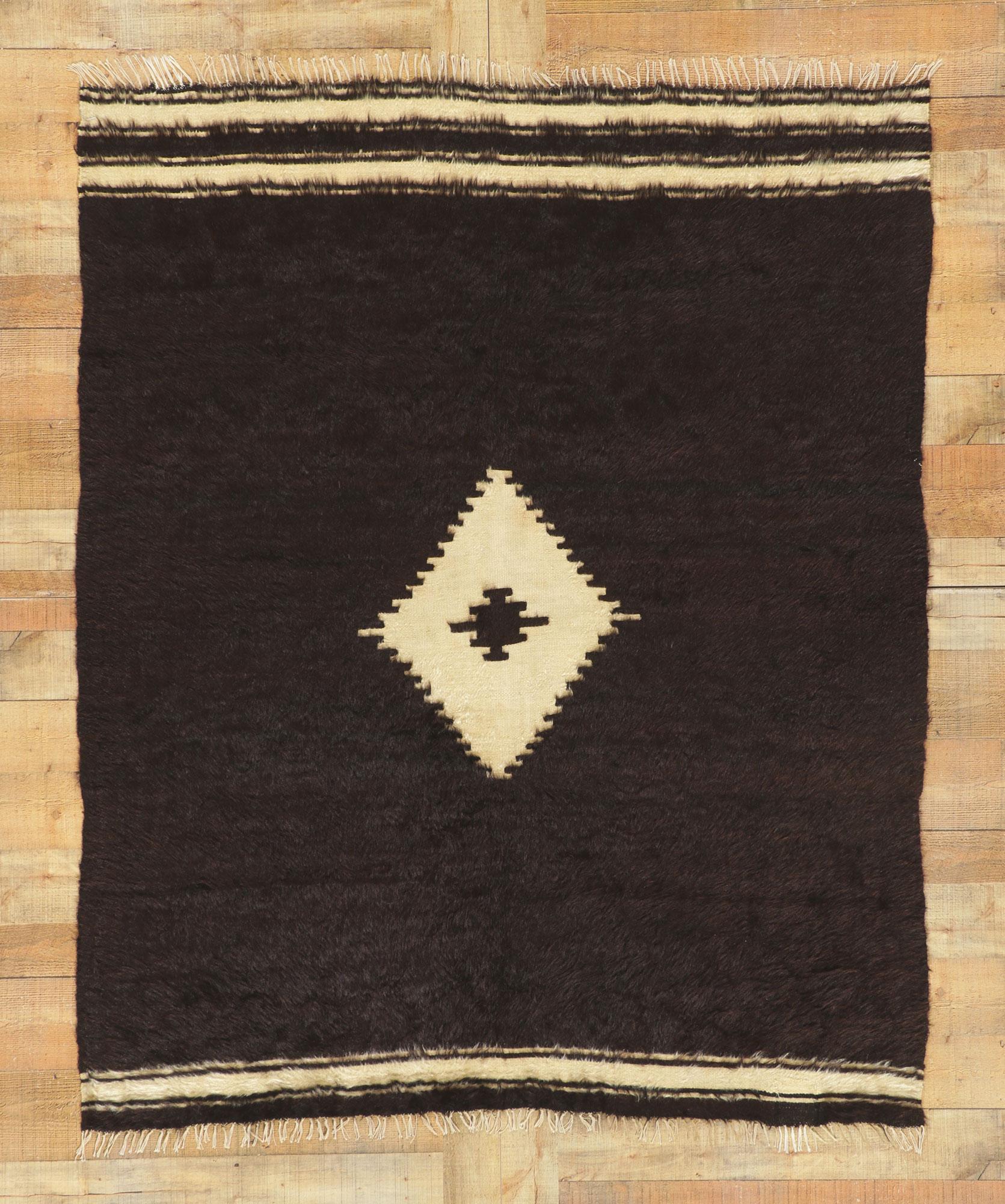 Vintage Turkish Angora Wool Blanket Kilim Rug In Good Condition For Sale In Dallas, TX