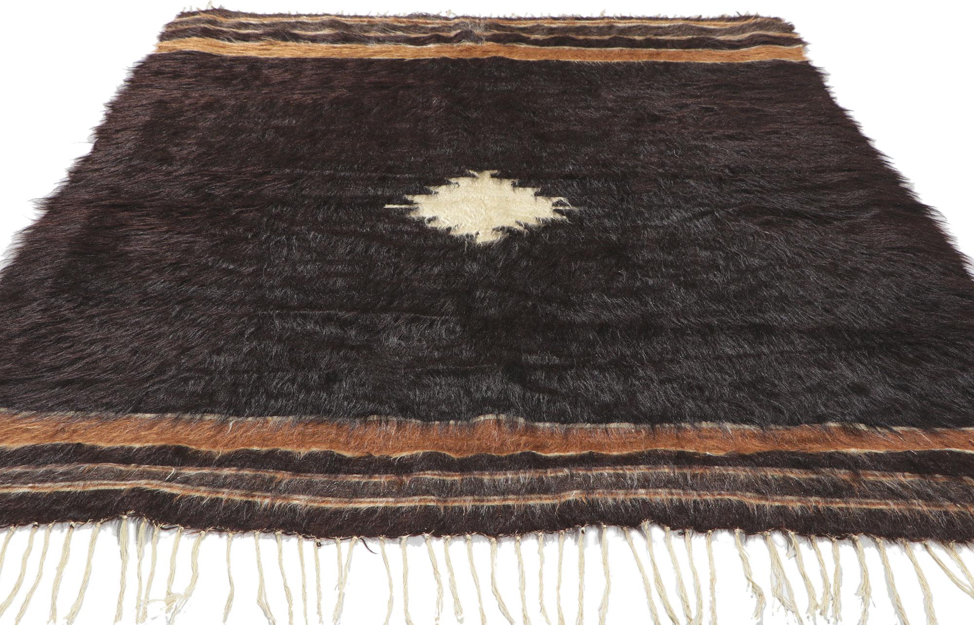 Colonial espagnol Tapis turc en laine angora des années 1950 avec style moderne en vente